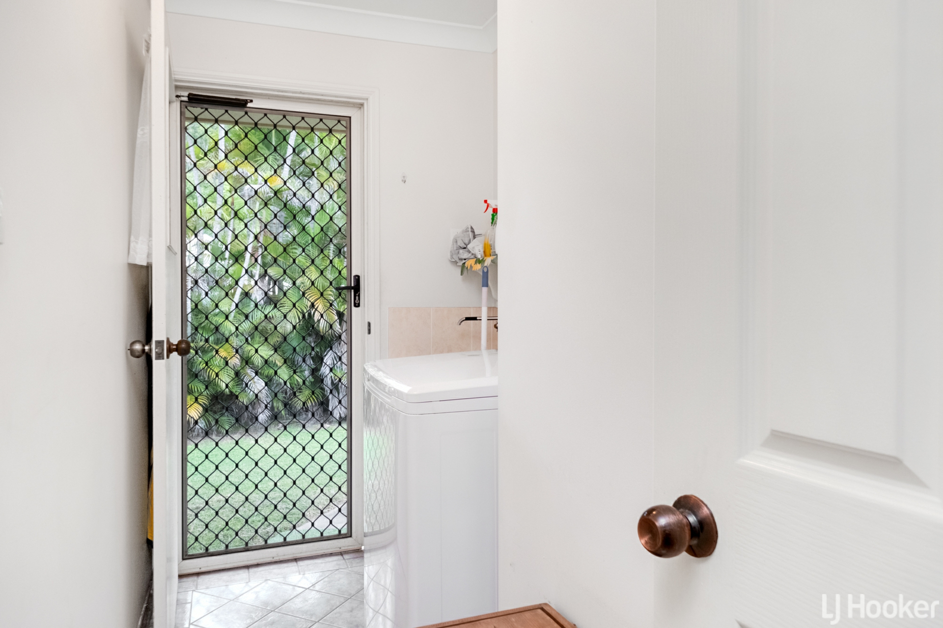 17 Casuarina Court, KAWANA