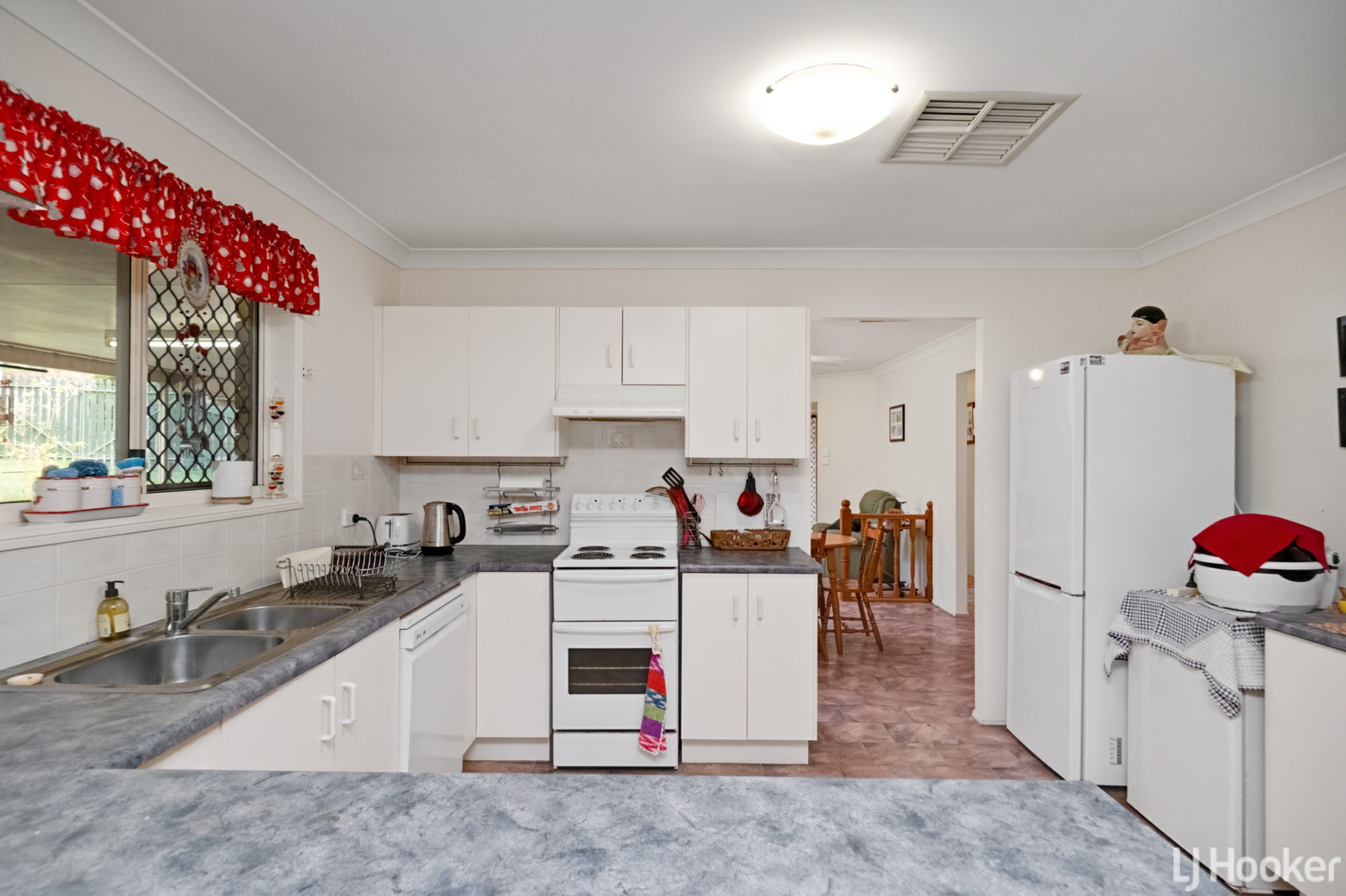 17 Casuarina Court, KAWANA