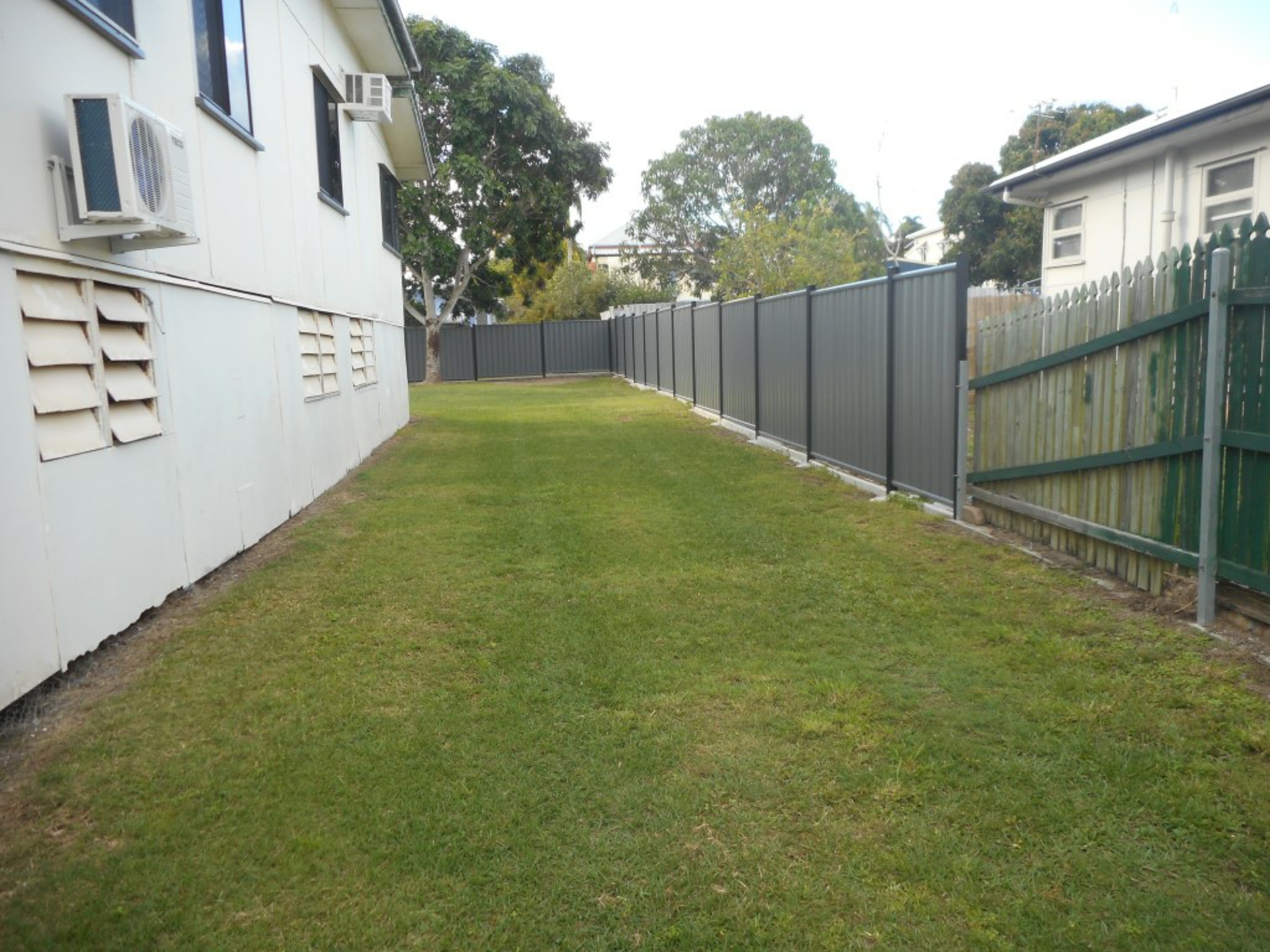 8 Victoria Street, WEST ROCKHAMPTON