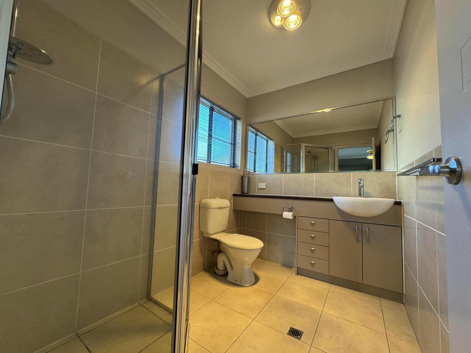 8/15 Parkside Place, NORMAN GARDENS