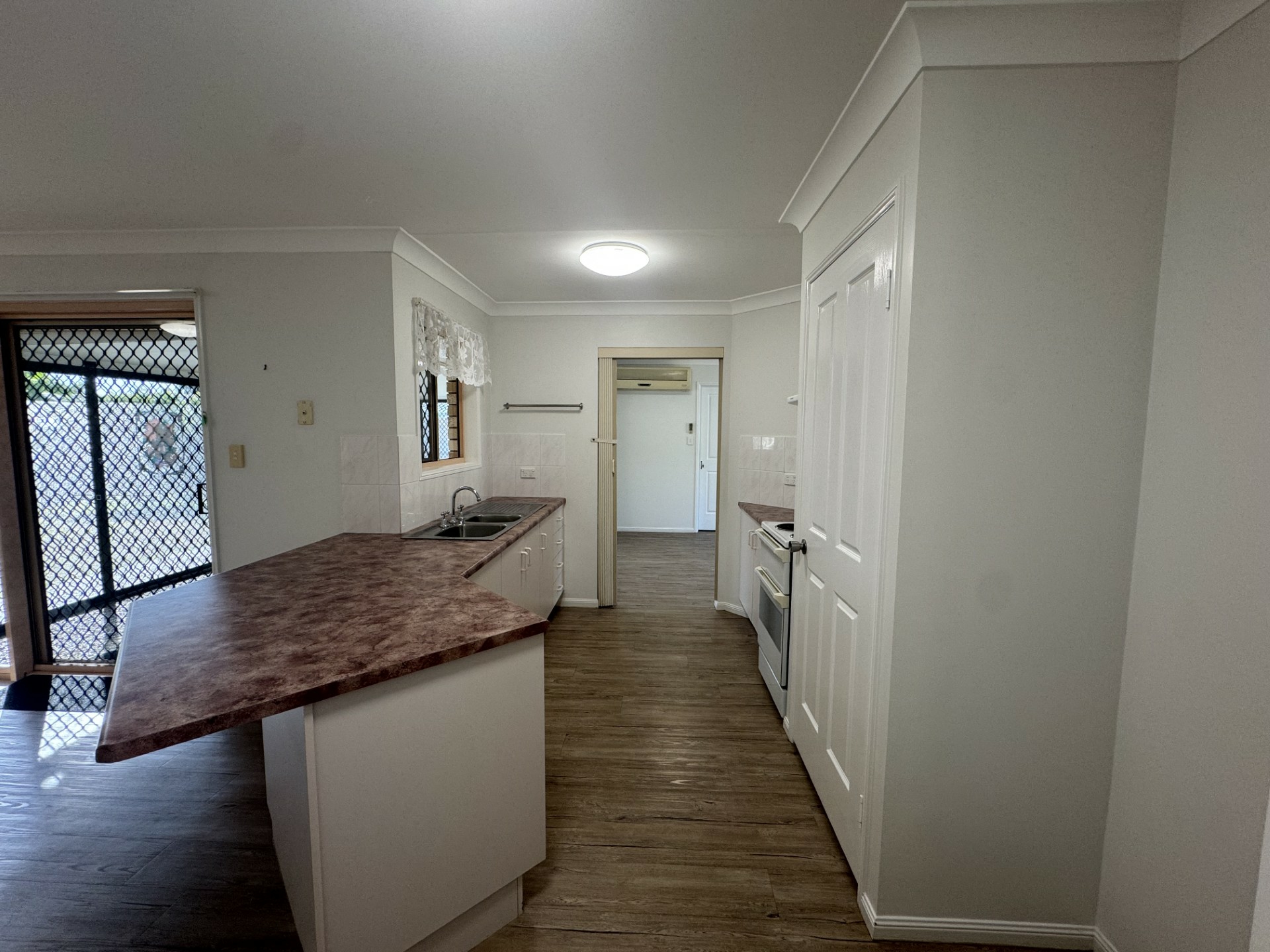 16 Carara Drive — photo 3 of 10