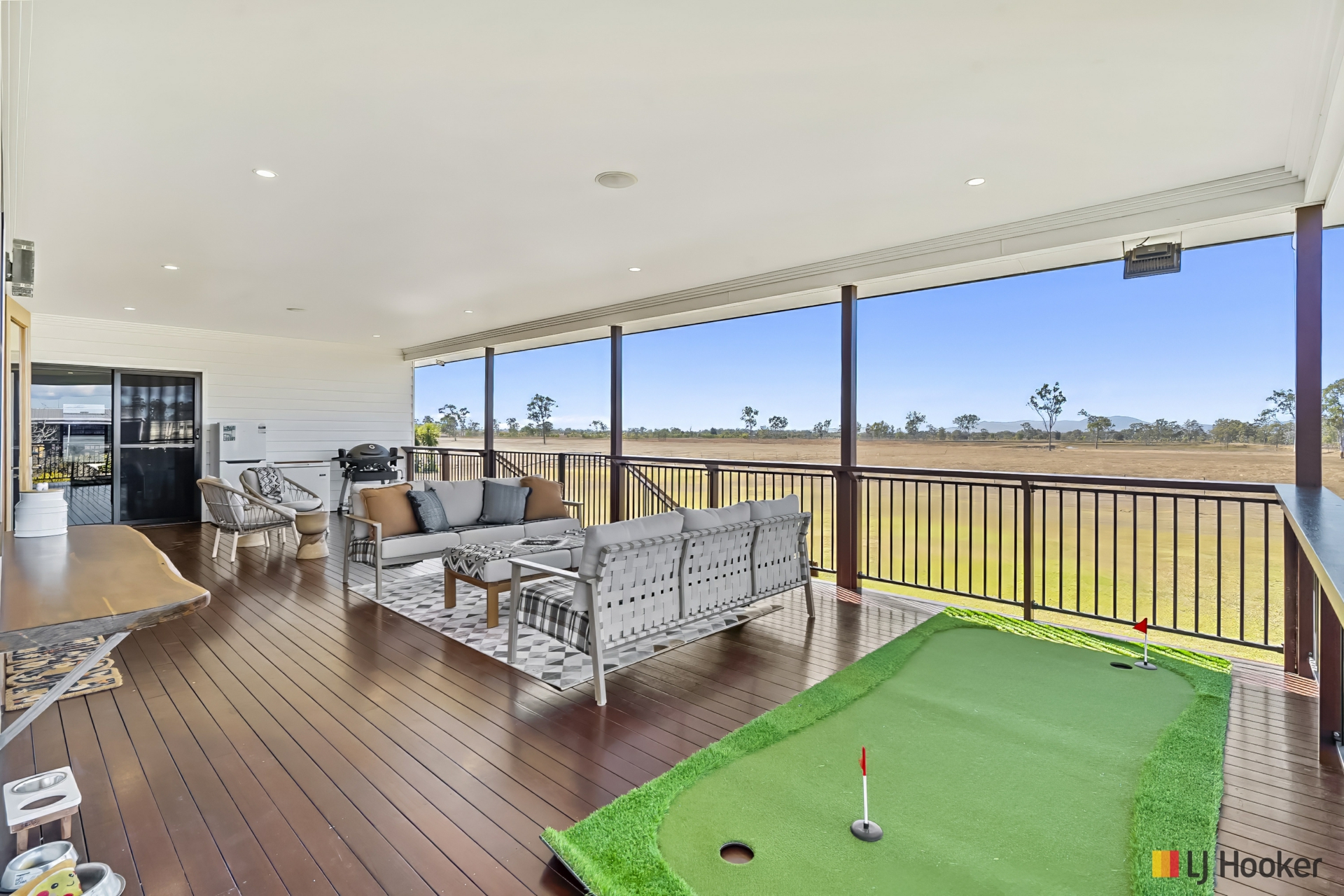 89 Hughes Road — photo 16 of 30