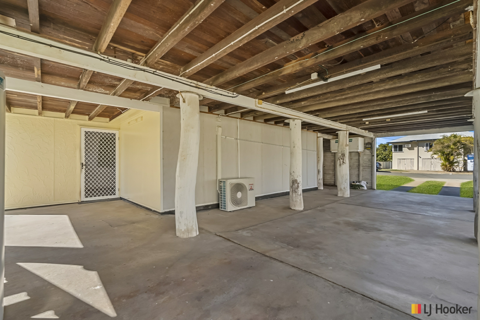 195 Edington Street — photo 11 of 14