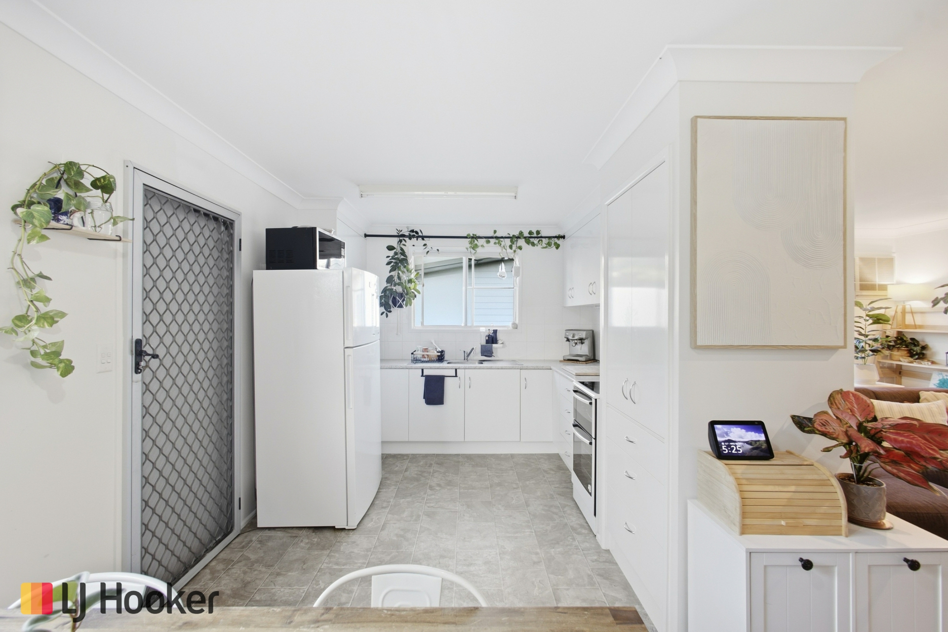 93 Boland Street — photo 4 of 14