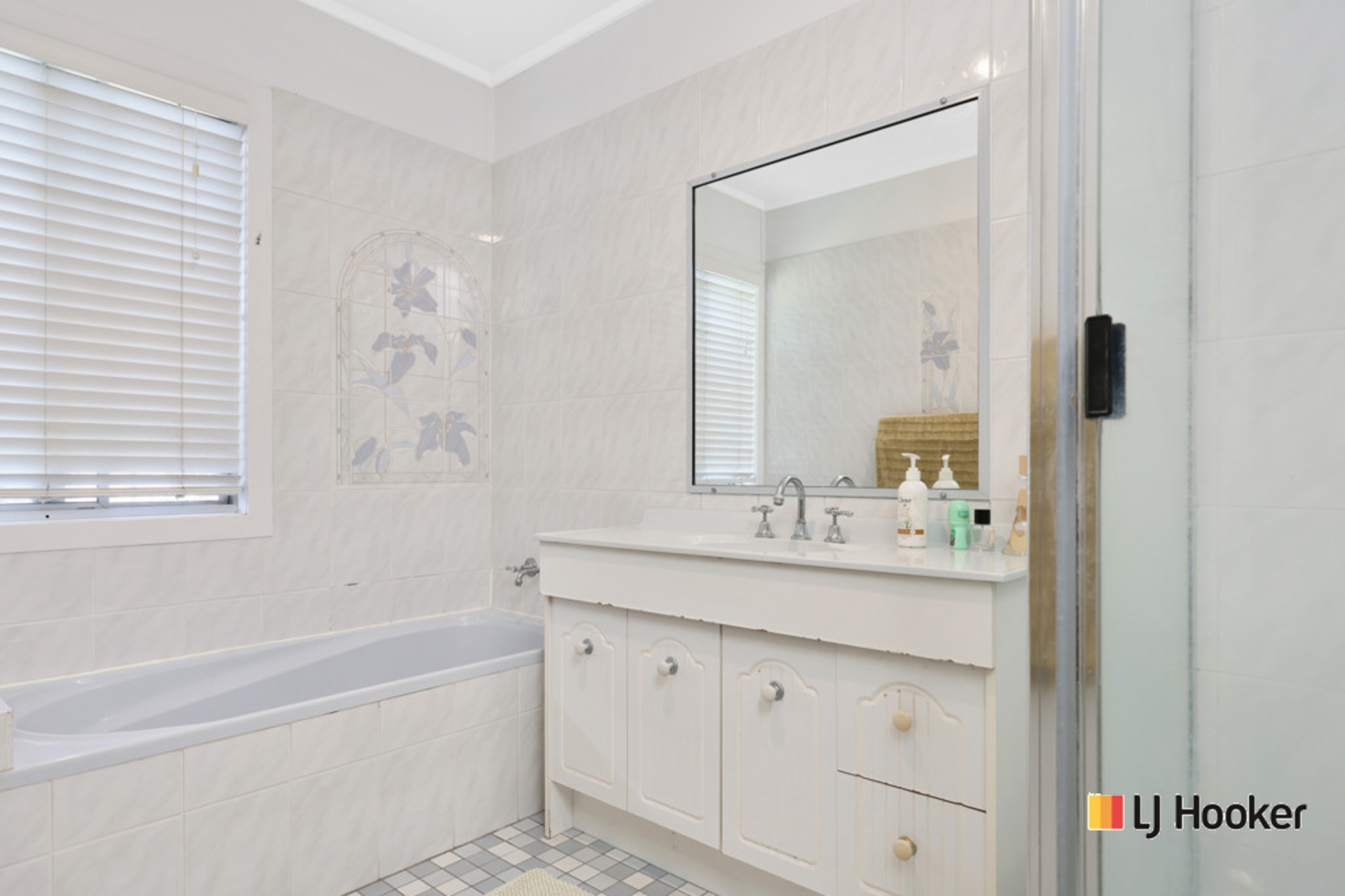133 Venables Street — photo 7 of 9