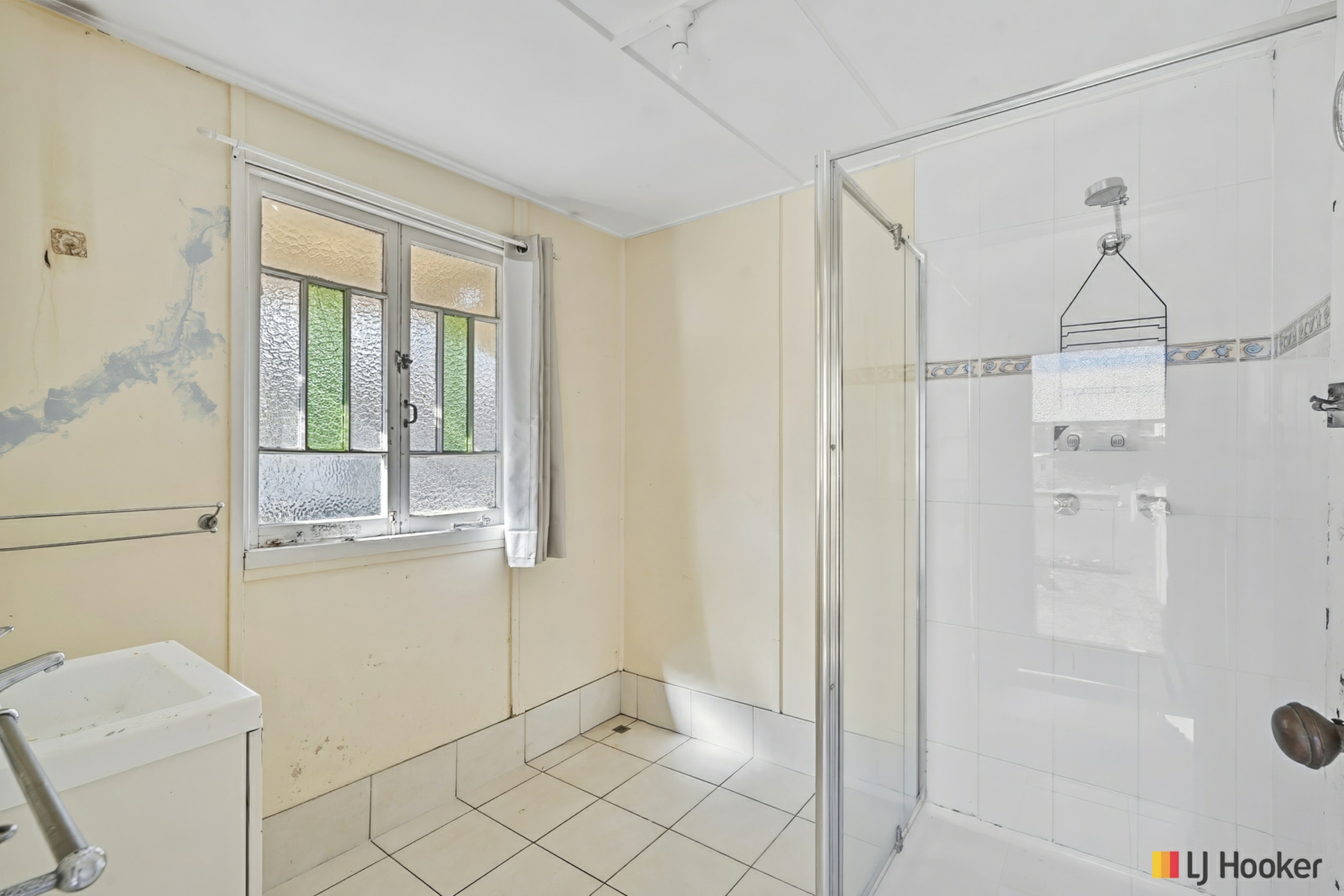 183 Lakes Creek Road — photo 8 of 9