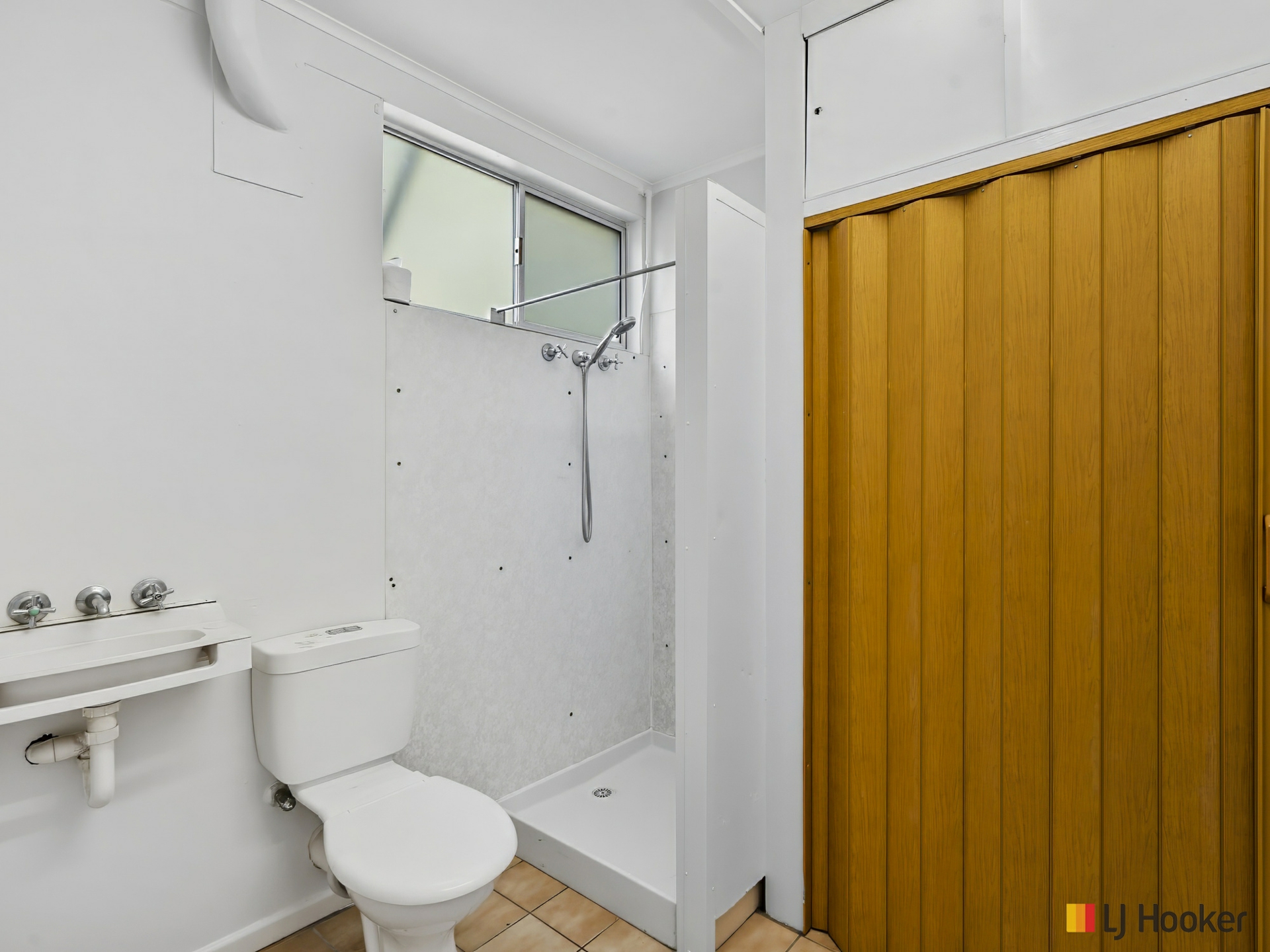 13 MacArthur Street — photo 14 of 15