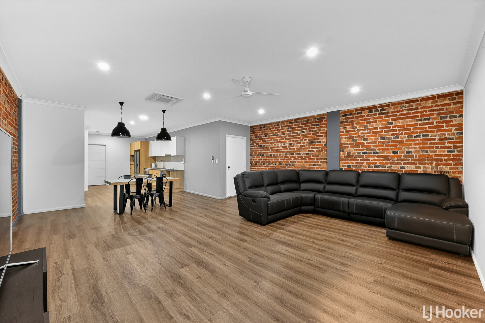 141 East Street — photo 4 of 13