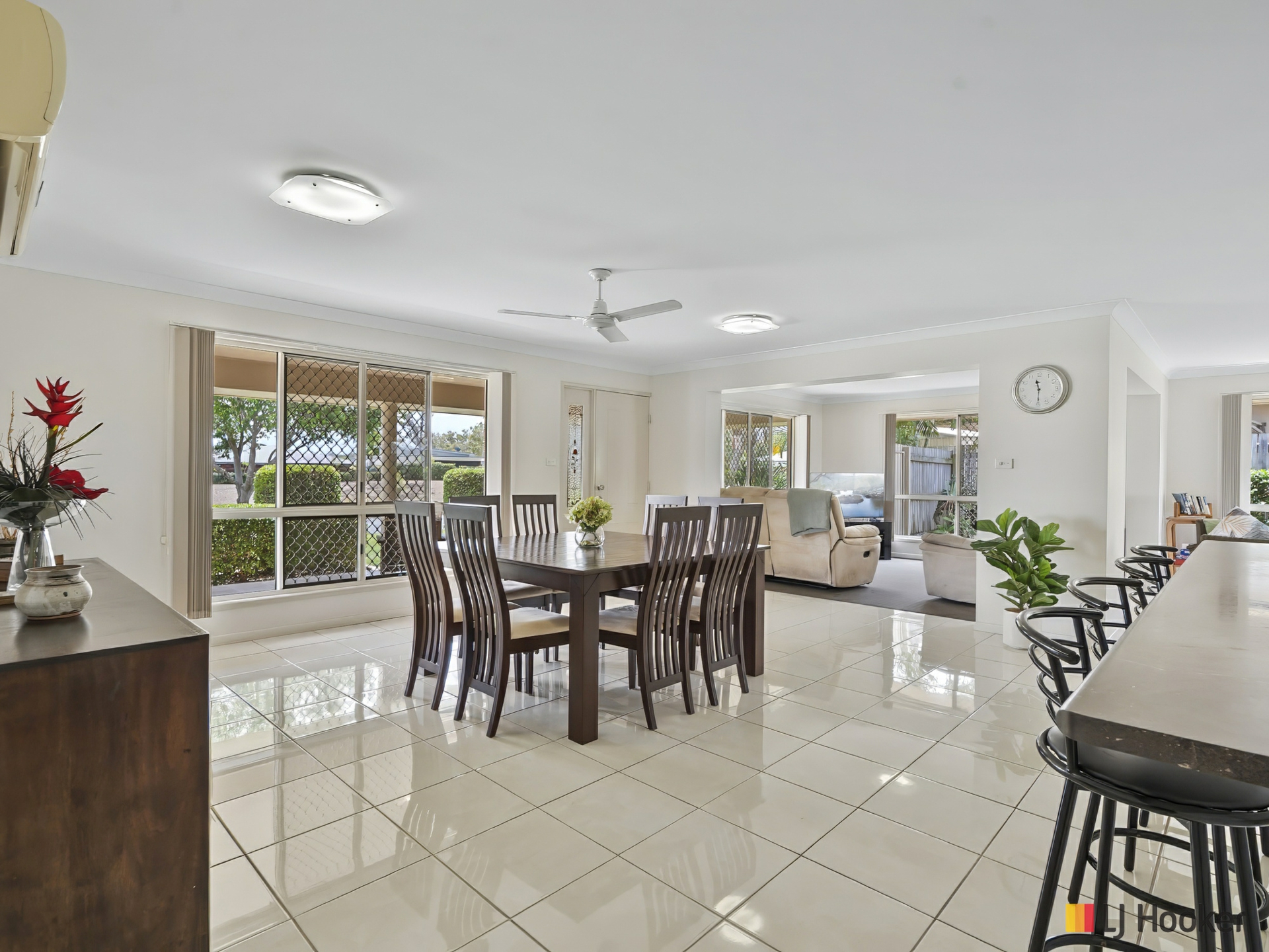27 River Rose Drive — photo 5 of 17