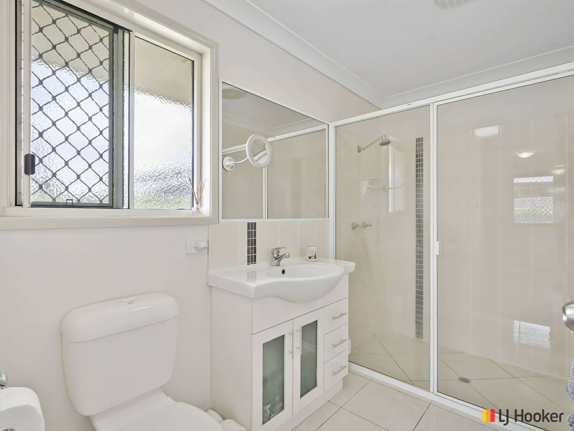 27 River Rose Drive — photo 11 of 17