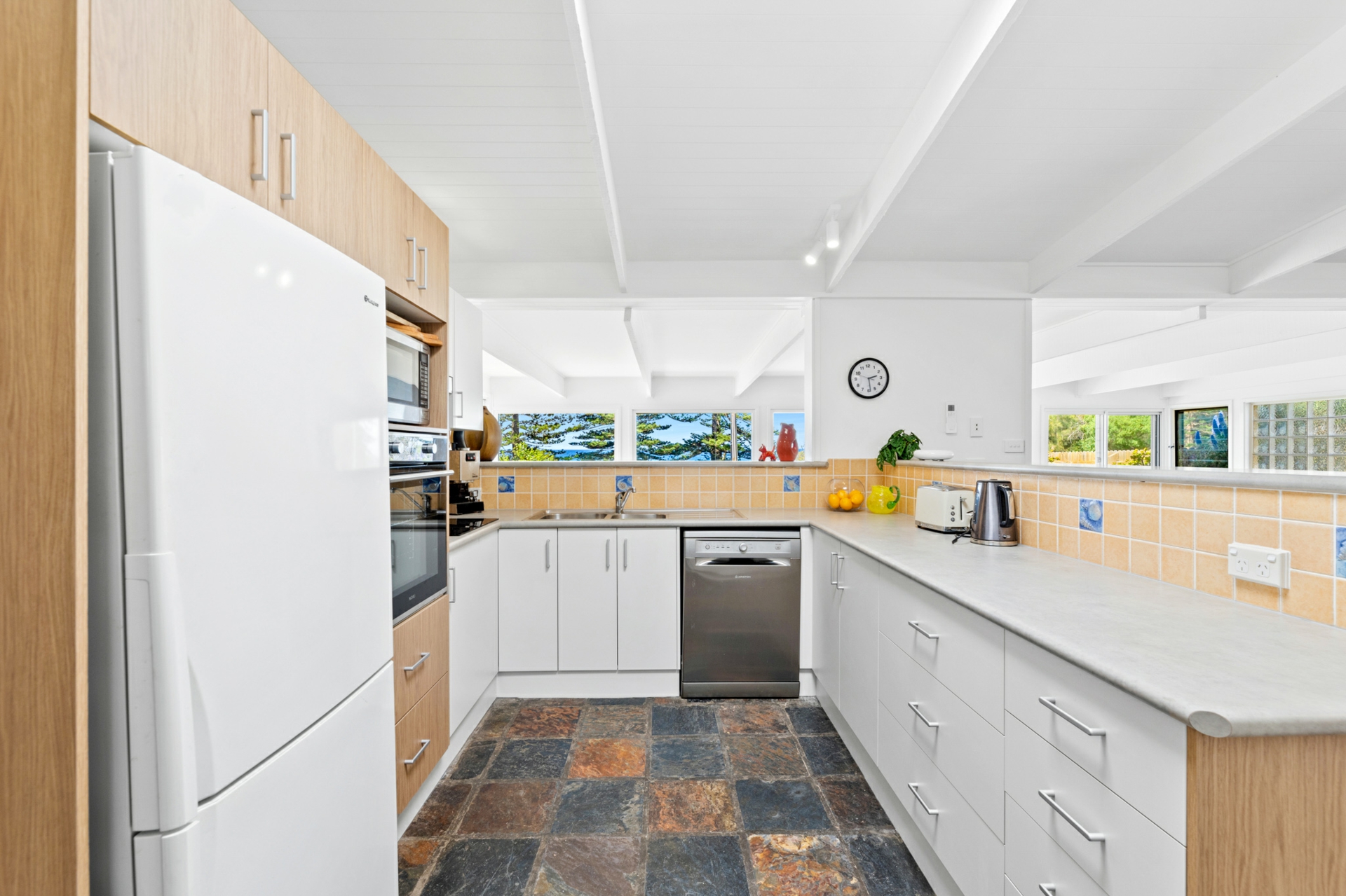 51 Tuross Boulevard — photo 11 of 19