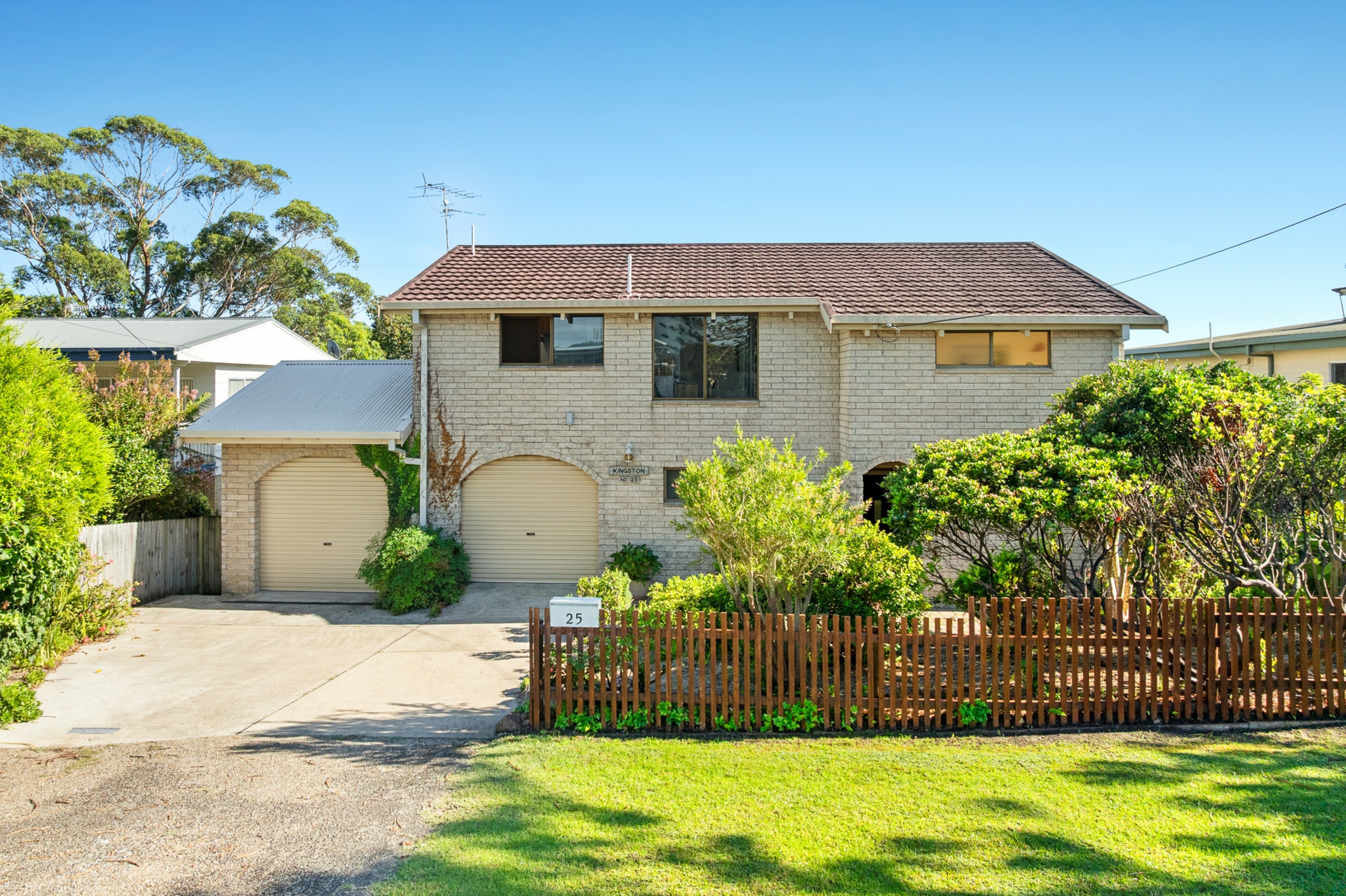 25 Allenby Road — photo from LJ Hooker Tuross Head