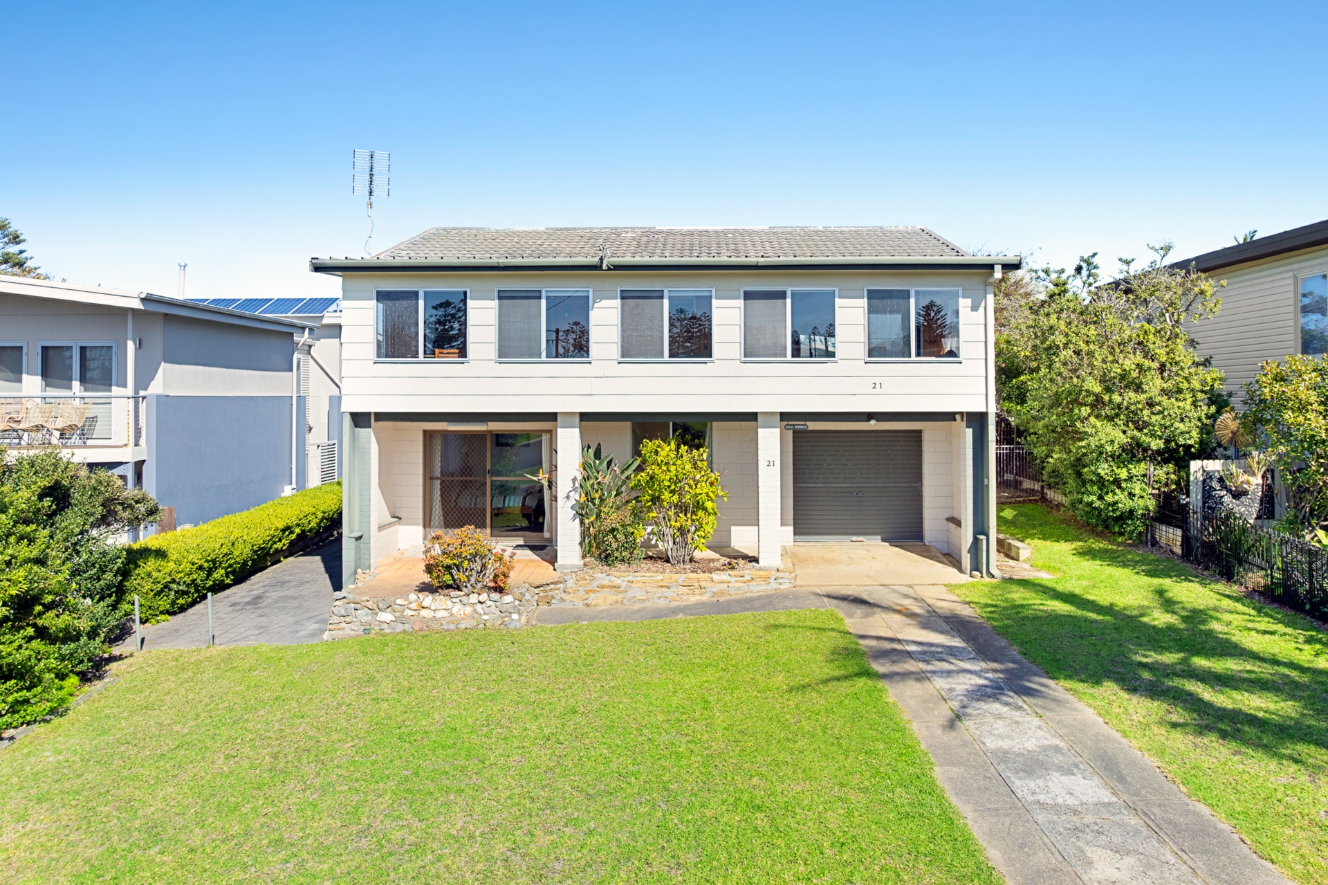 21 Beach Street — photo from LJ Hooker Tuross Head