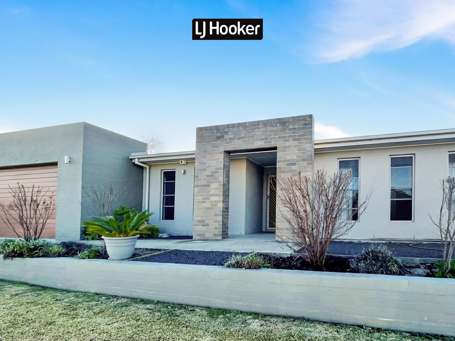 1 Box Tree Place Inverell NSW