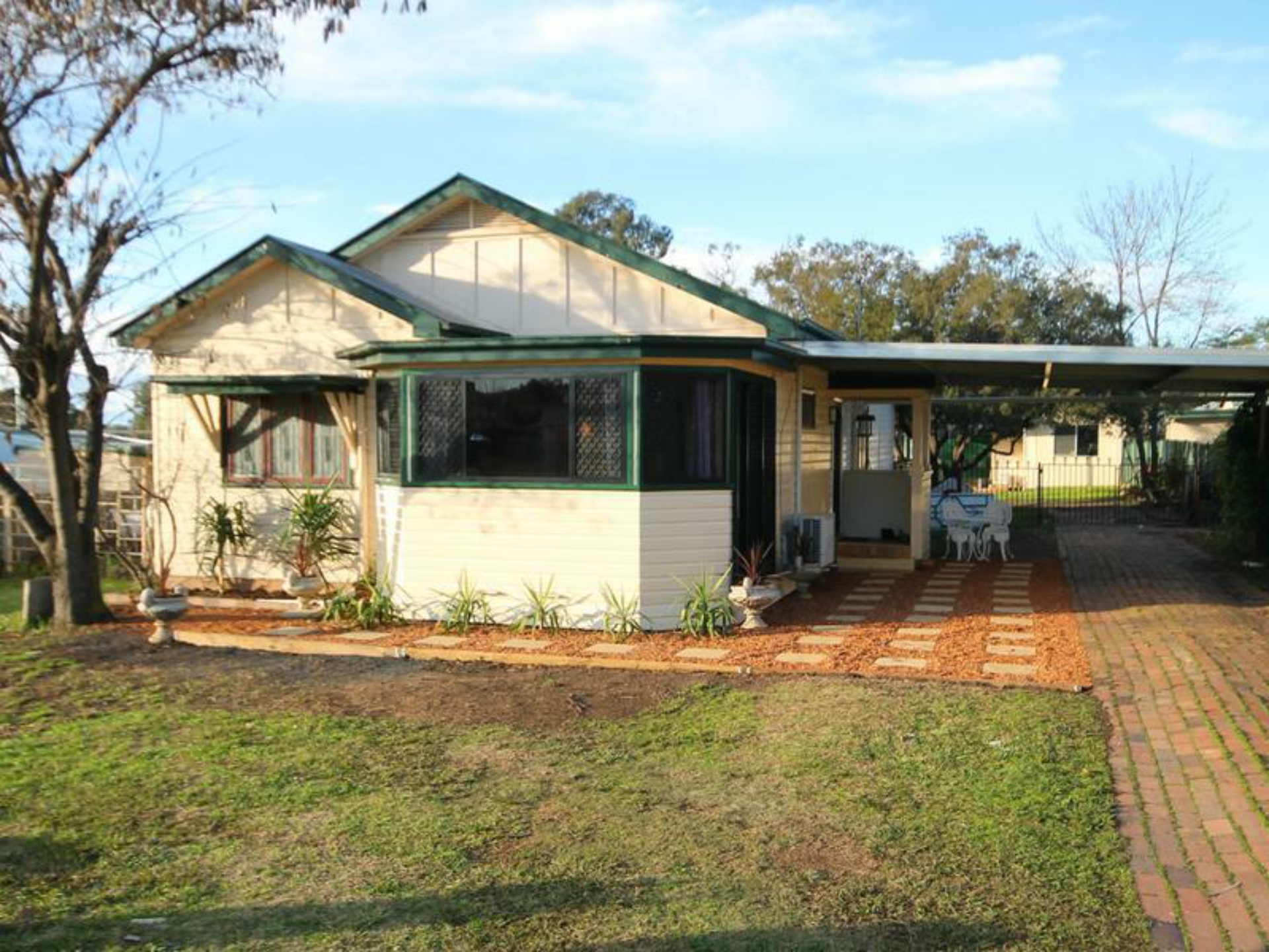 19 Herbert Street Inverell NSW Property Details LJ Hooker