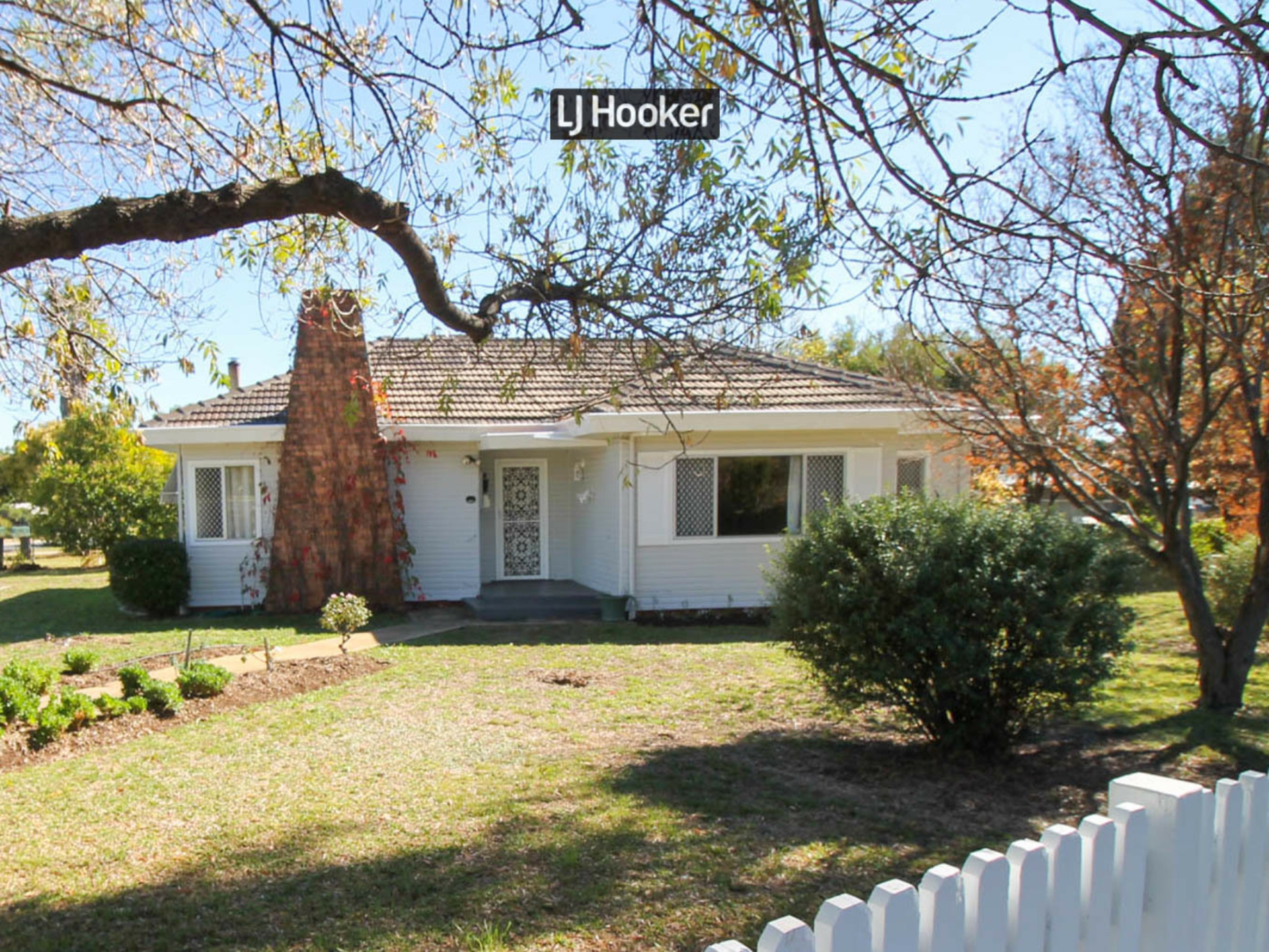 5 Herbert Street Inverell NSW Property Details LJ Hooker