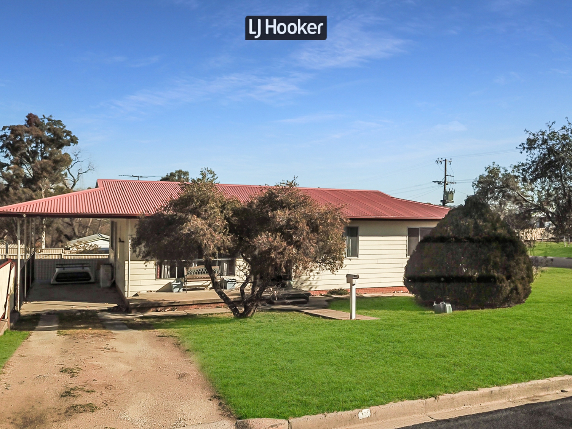 19 Moore Street, Inverell