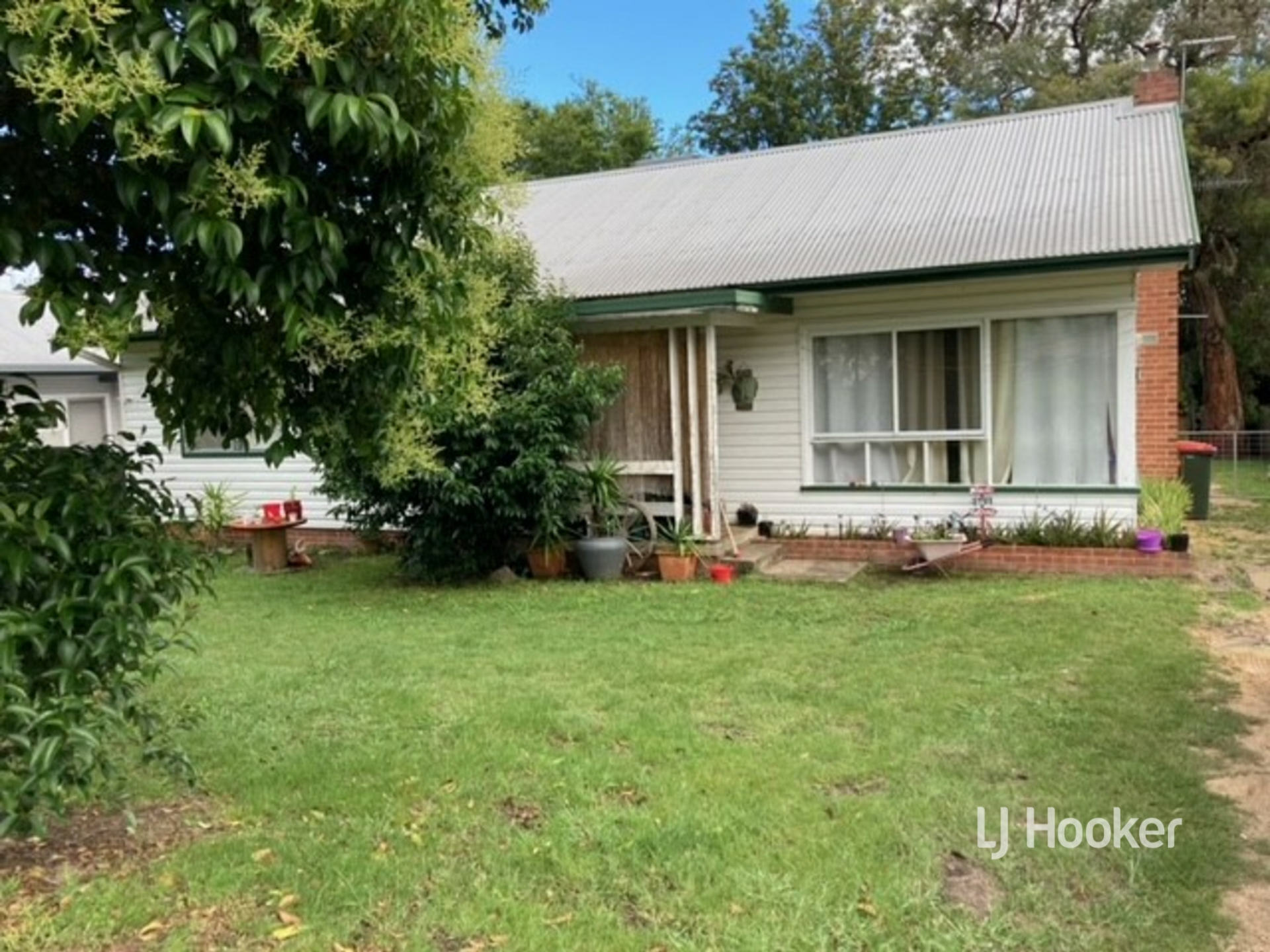 33 Gilchrist Street Inverell NSW