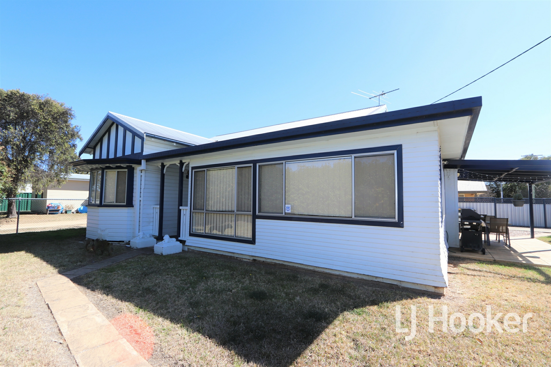20 Chester Street Inverell NSW Property Details LJ Hooker