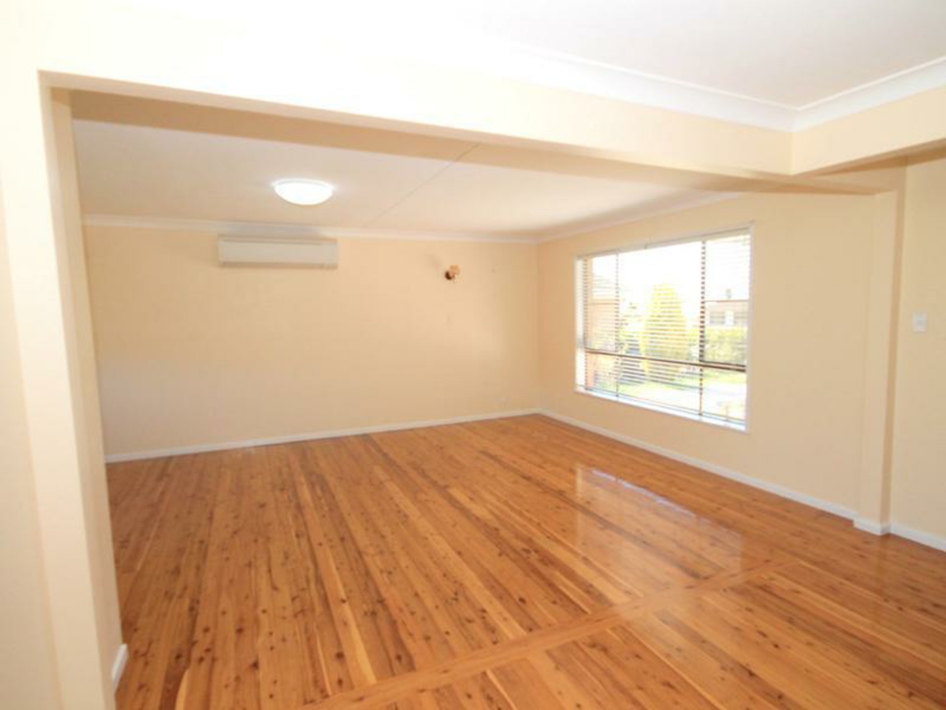 11 Sapphire Street Inverell NSW Property Details LJ Hooker