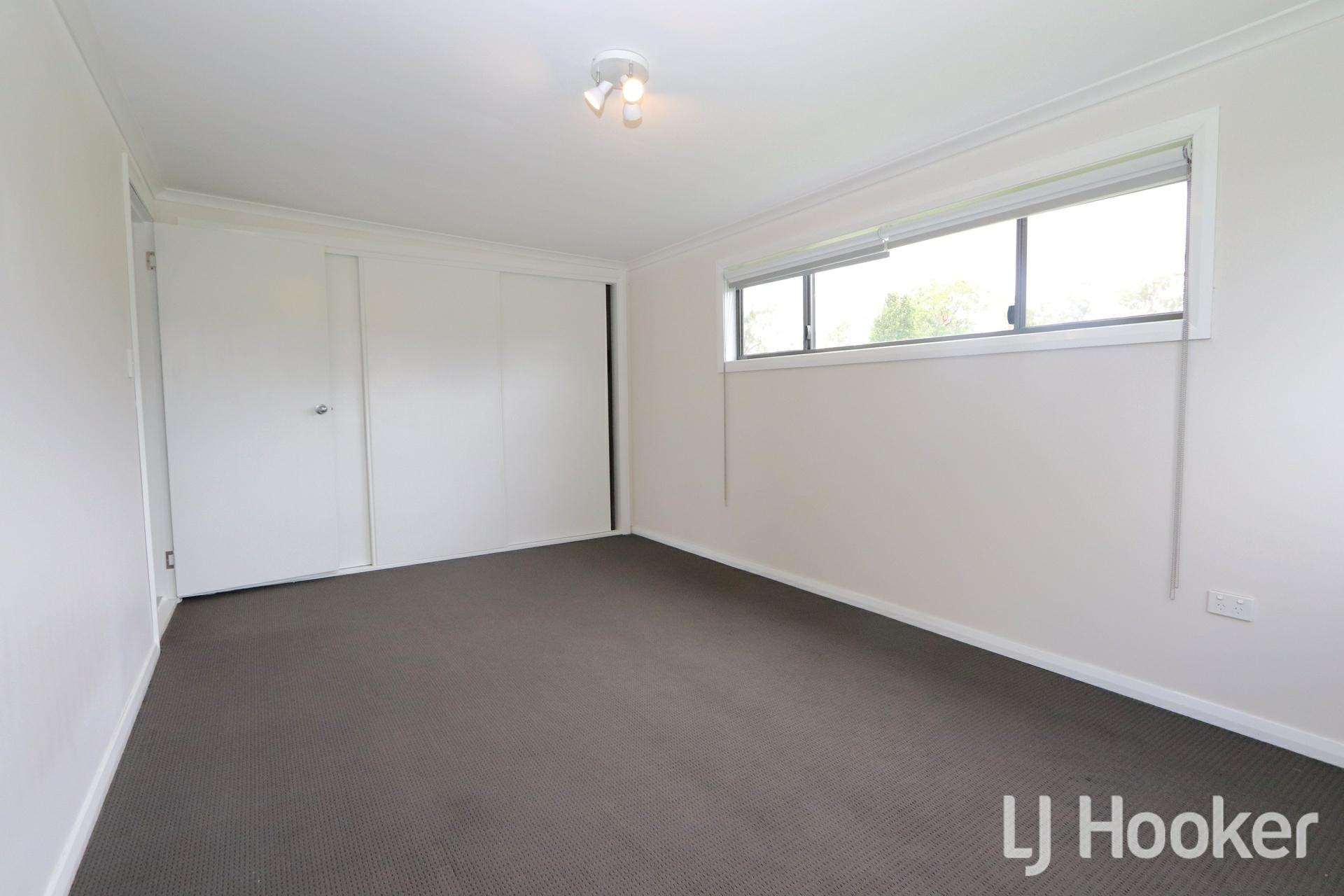 Inverell, 2360