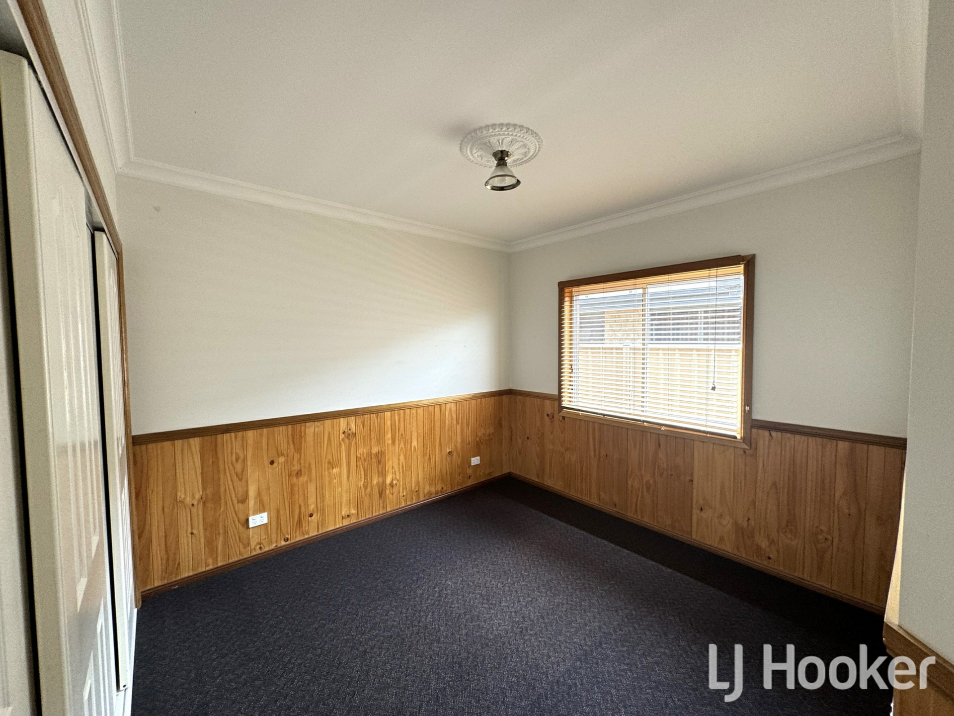 Inverell, 2360