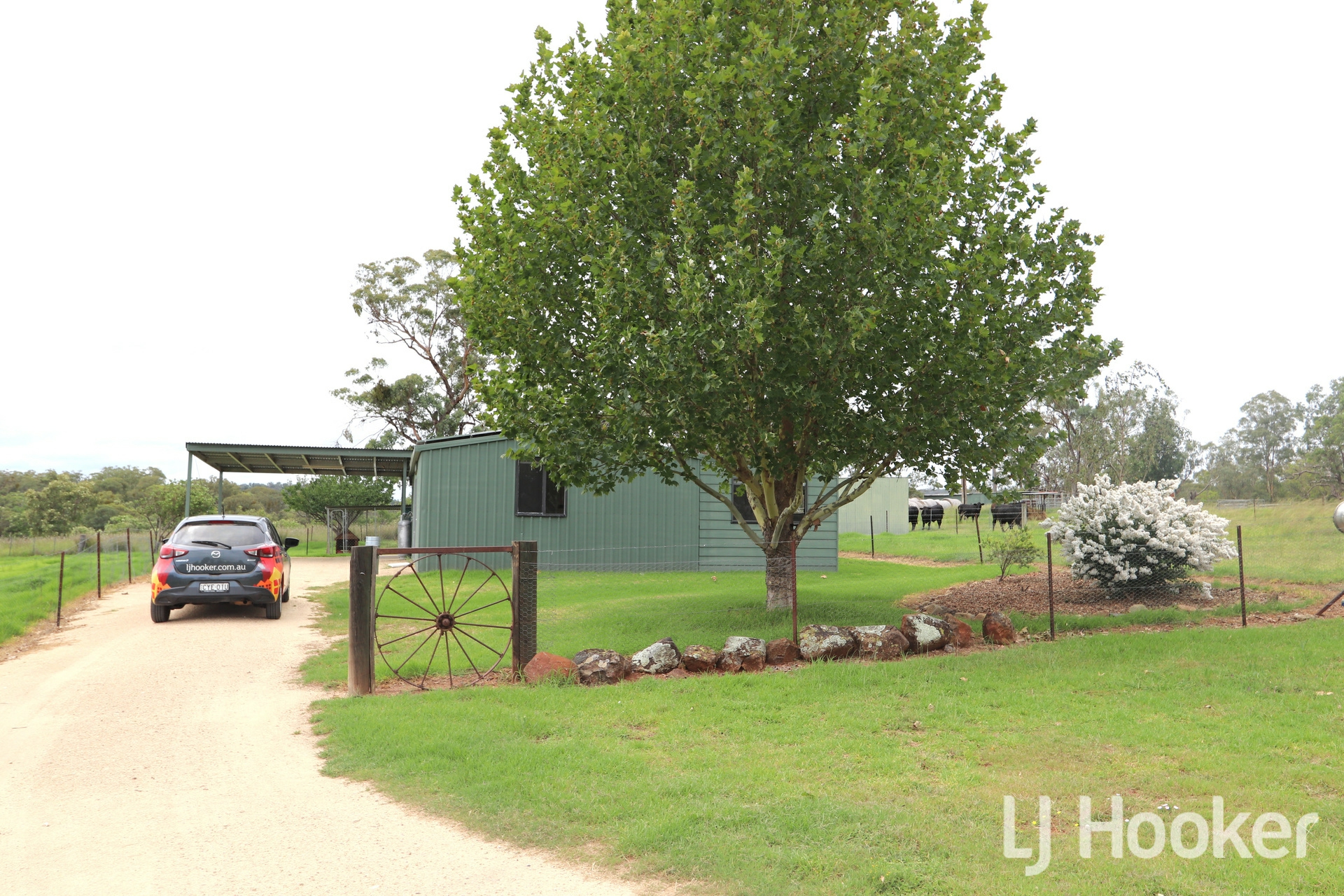 Inverell, 2360