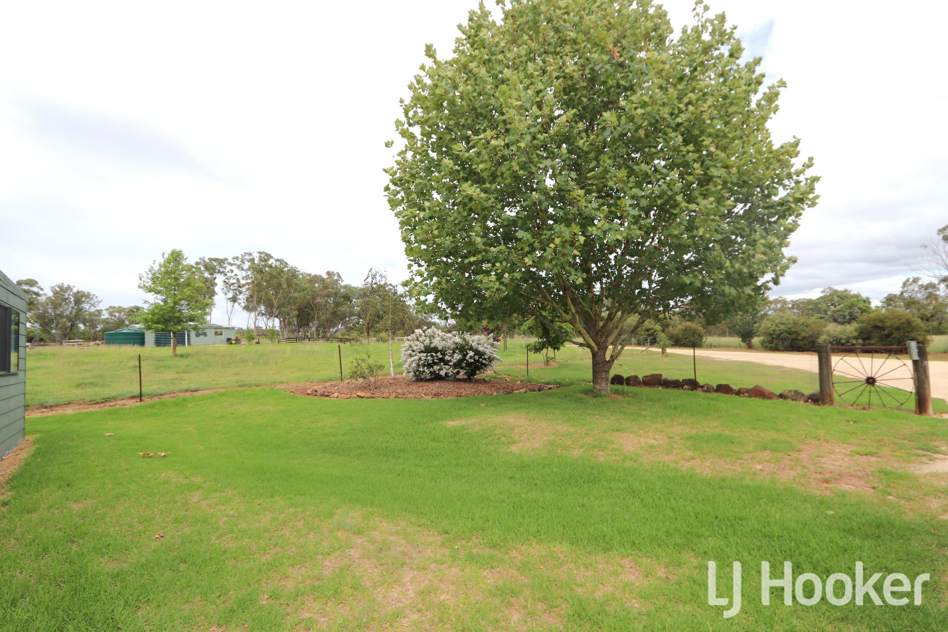 Inverell, 2360