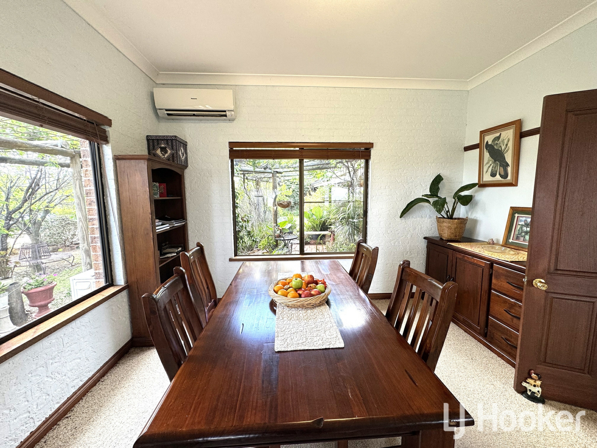 372 Swanbrook Road — photo 5 of 30
