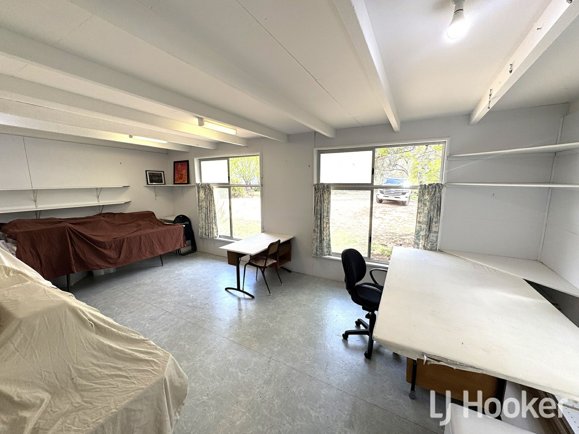 372 Swanbrook Road — photo 9 of 30