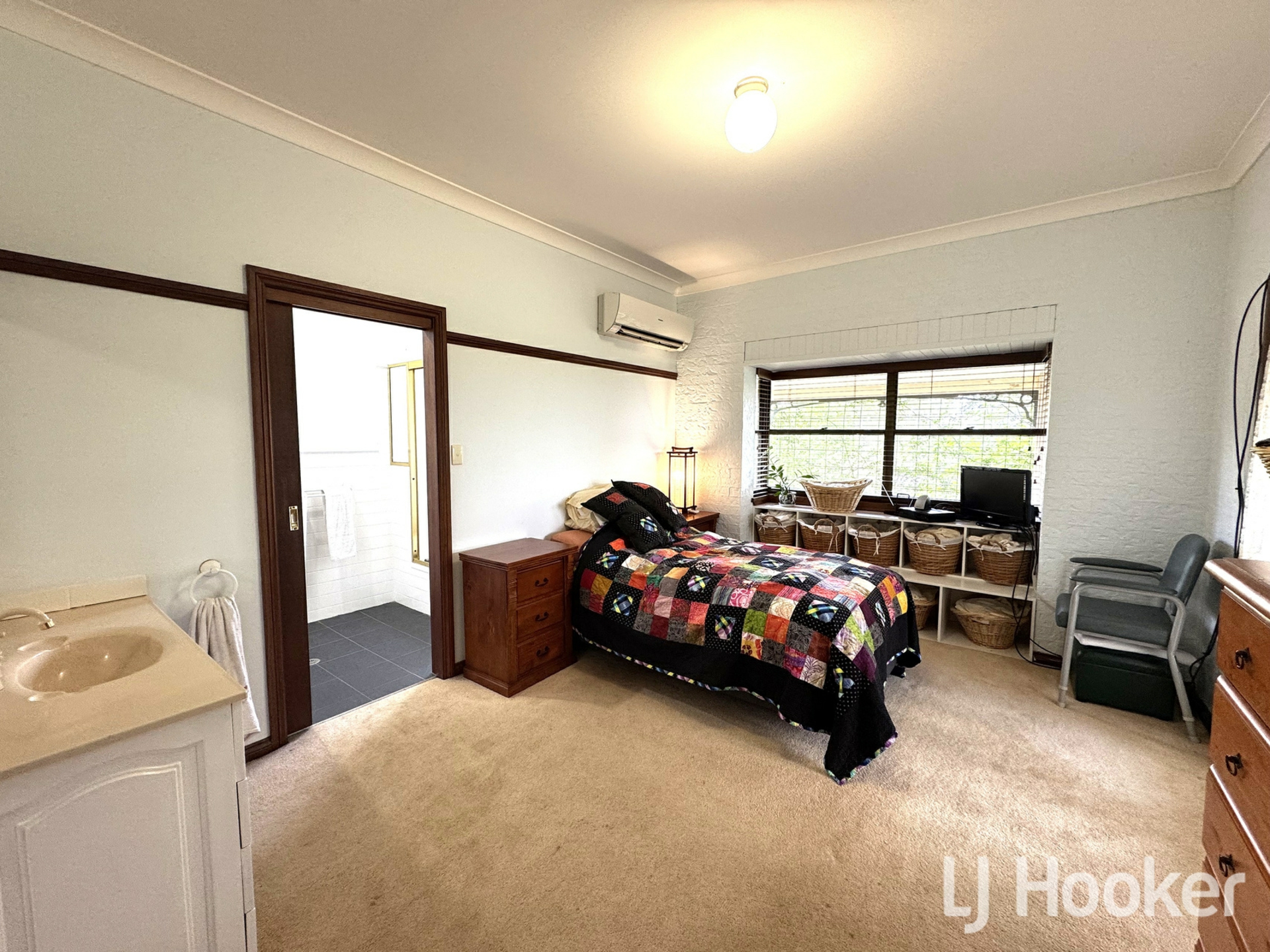 372 Swanbrook Road — photo 14 of 30