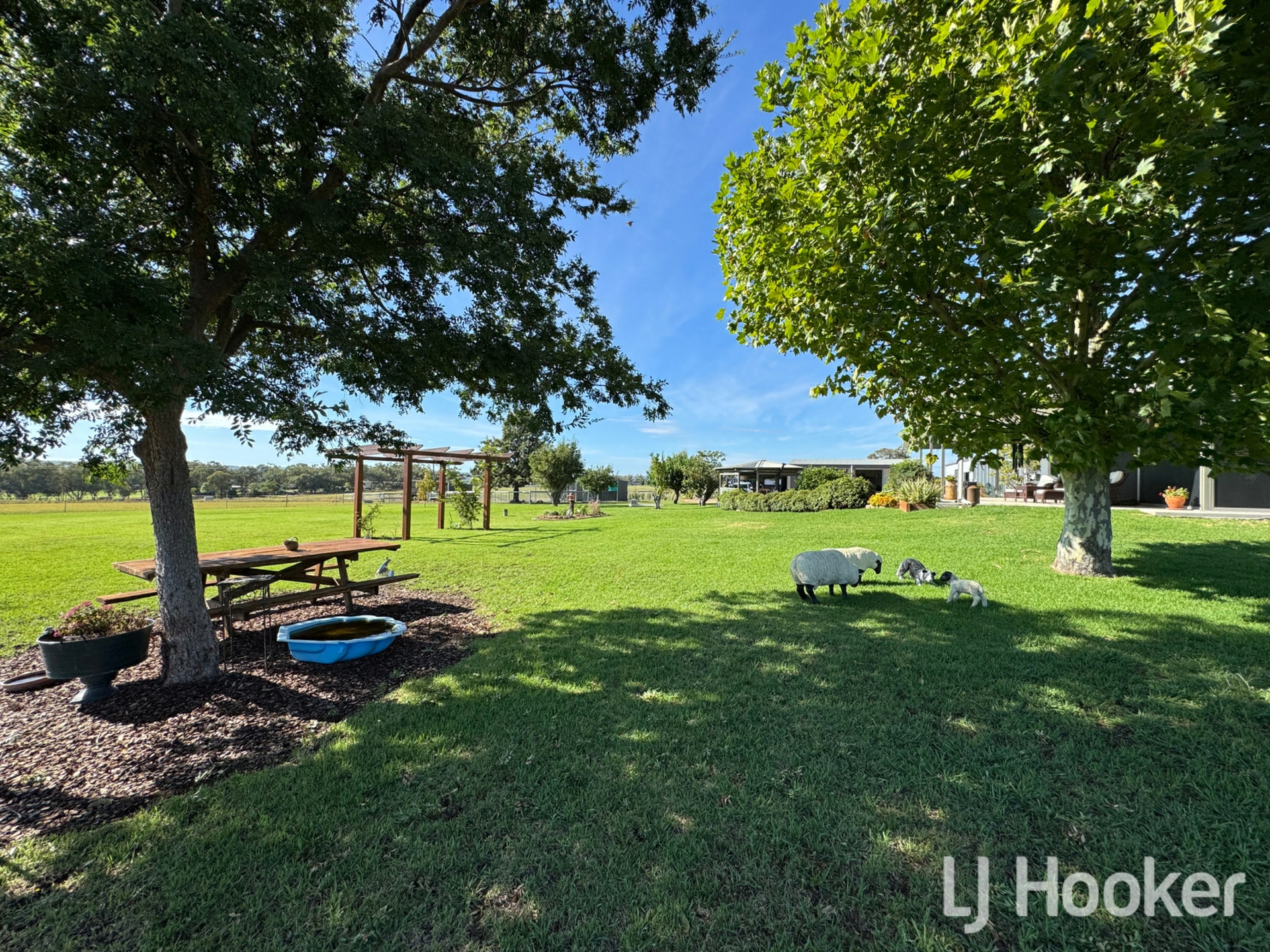 496 Yetman Road, INVERELL