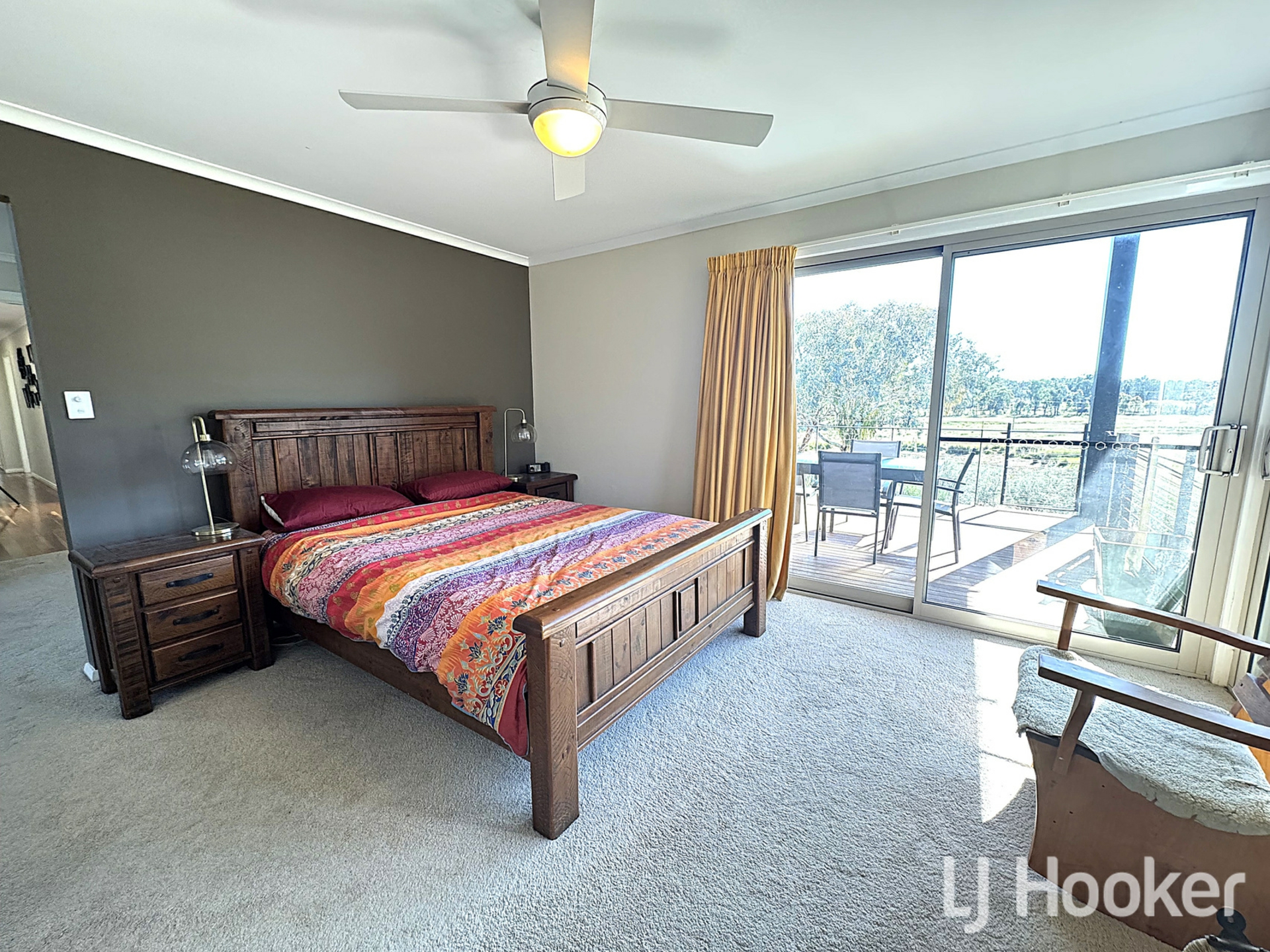 3910 Bundarra Road — photo 6 of 20