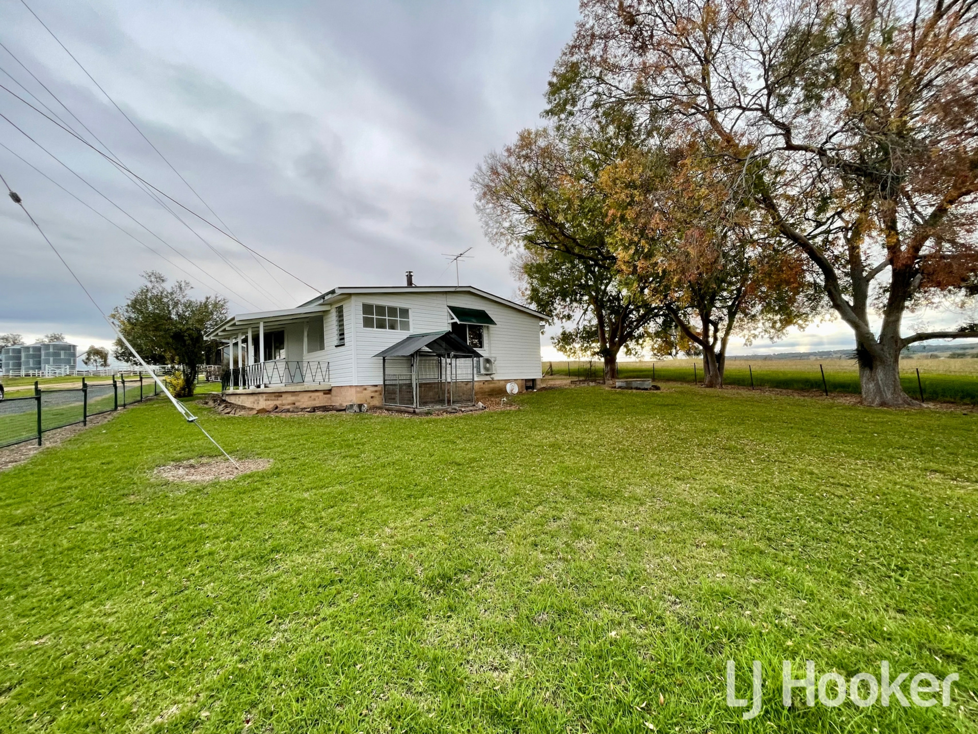 Inverell, 2360