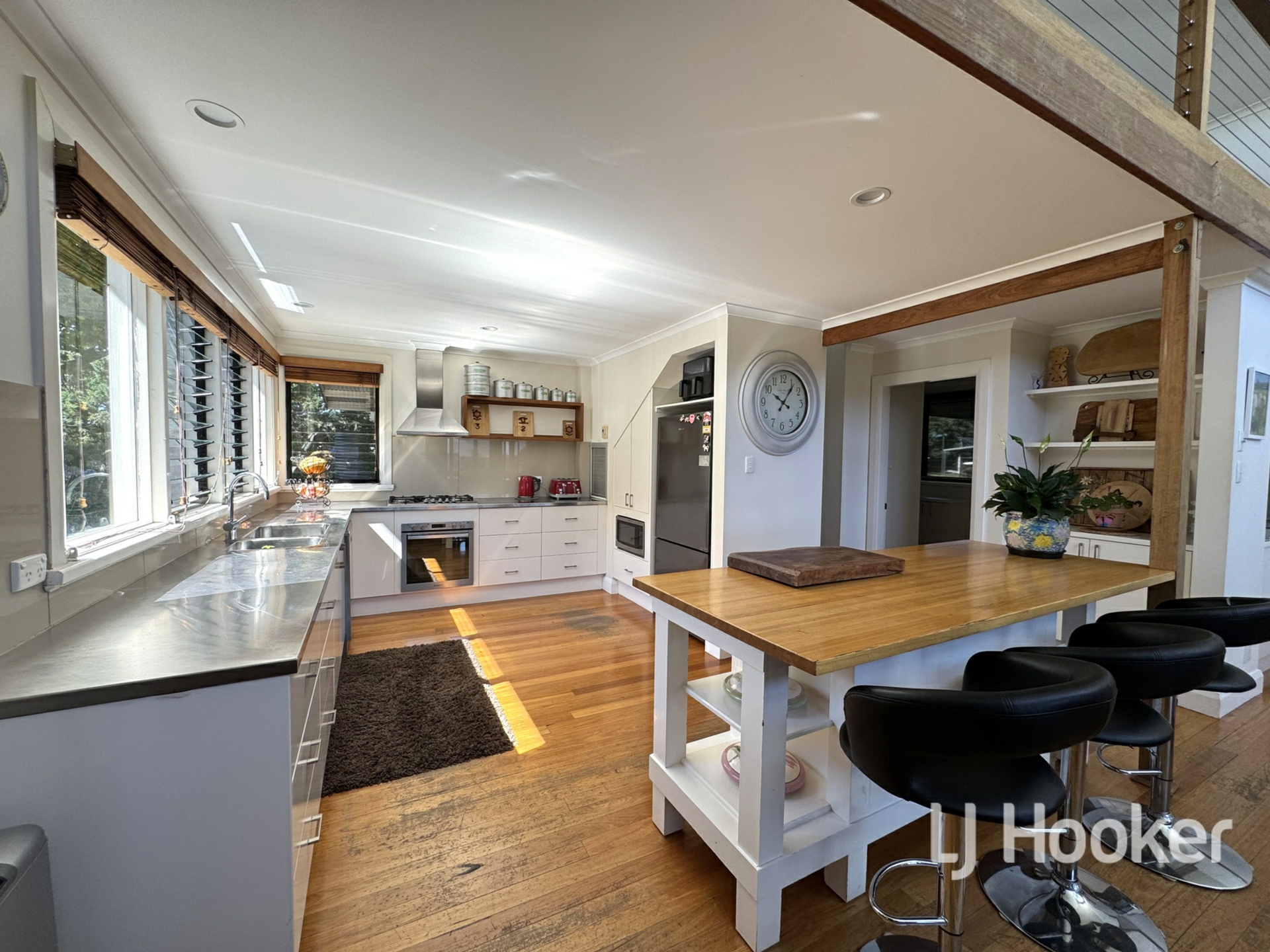 71 Gillespies Lane — photo 4 of 30