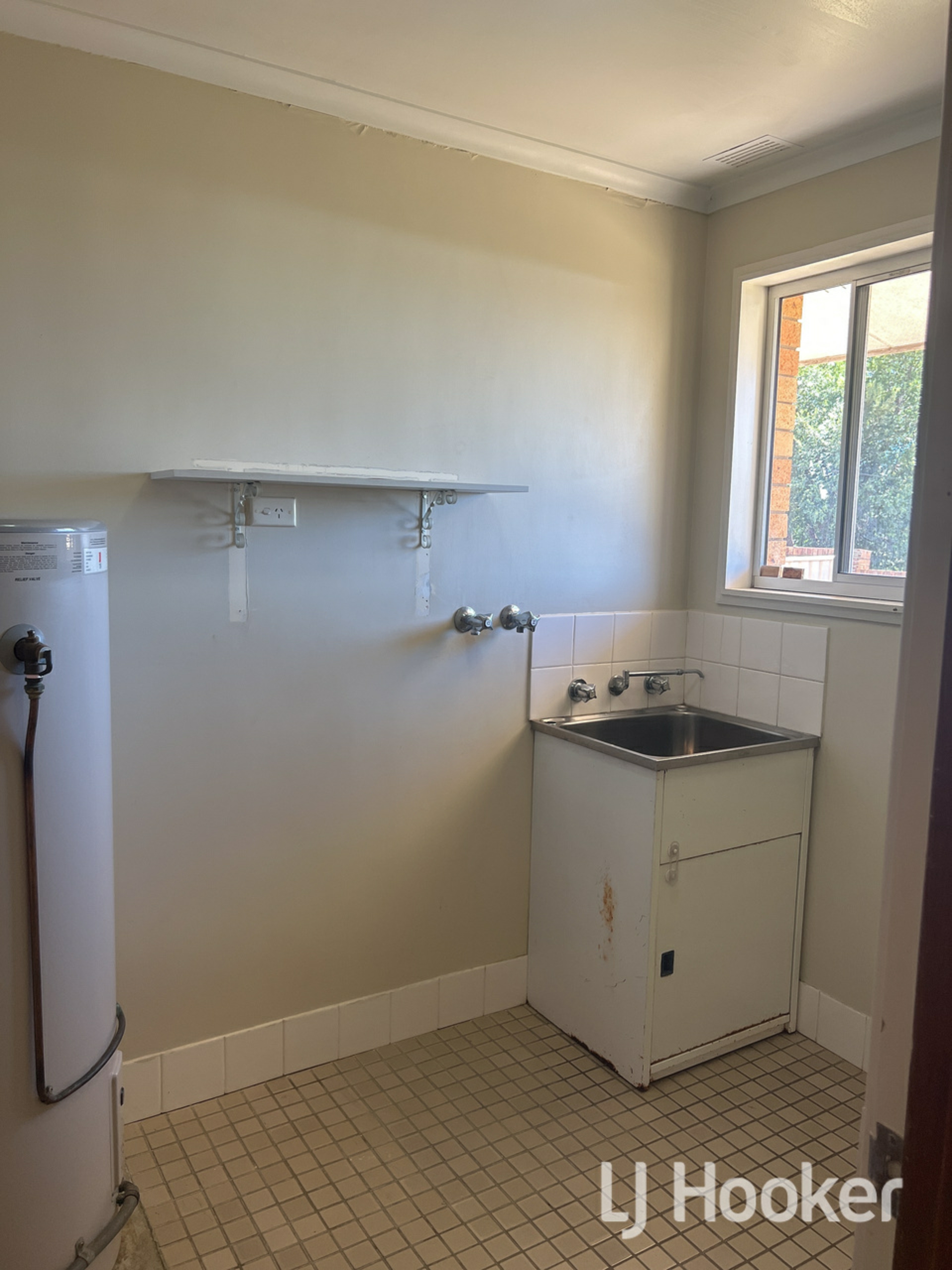 1/17 Frome Street, Ashford