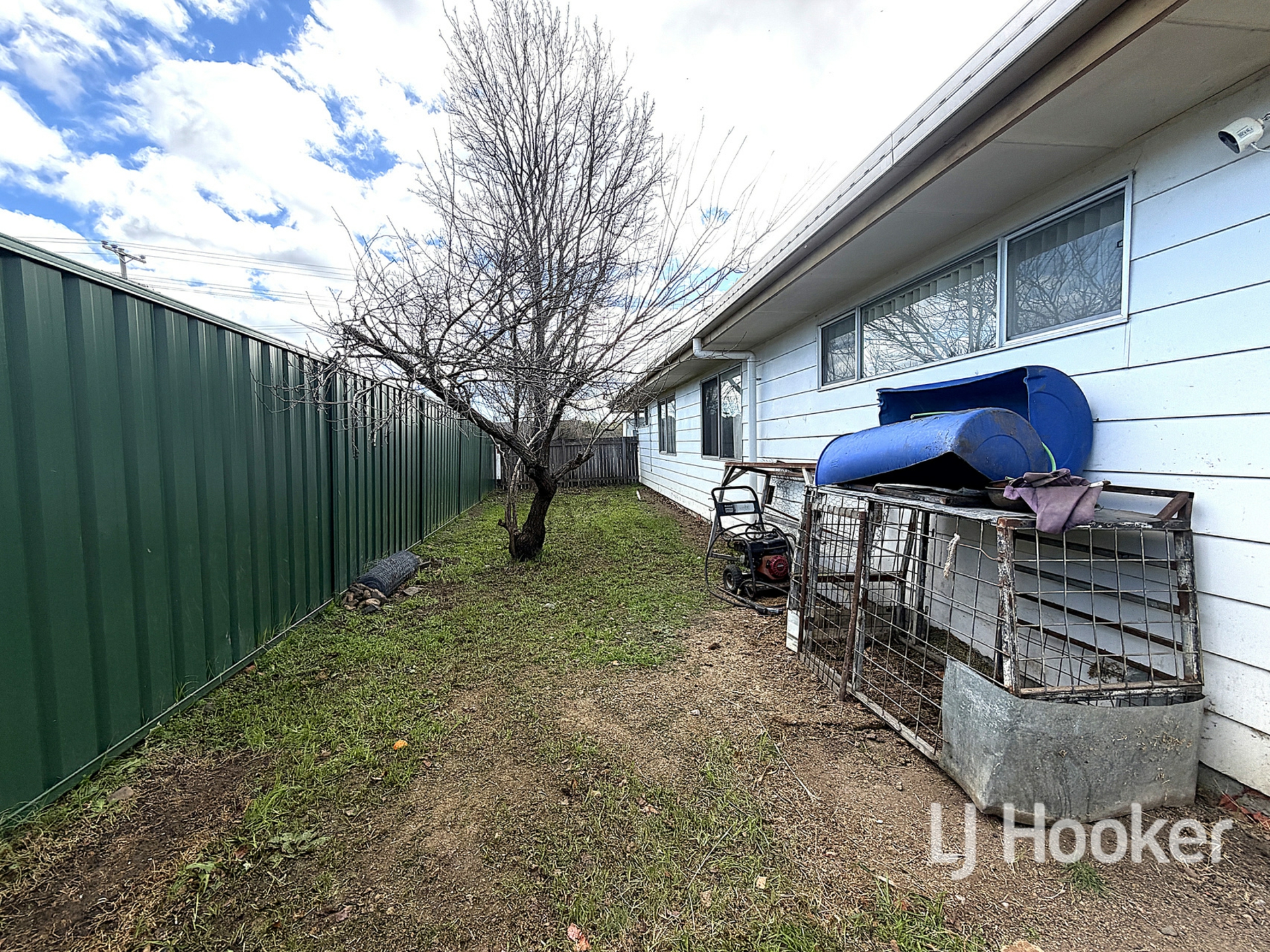 124 MacIntyre Street — photo 12 of 12