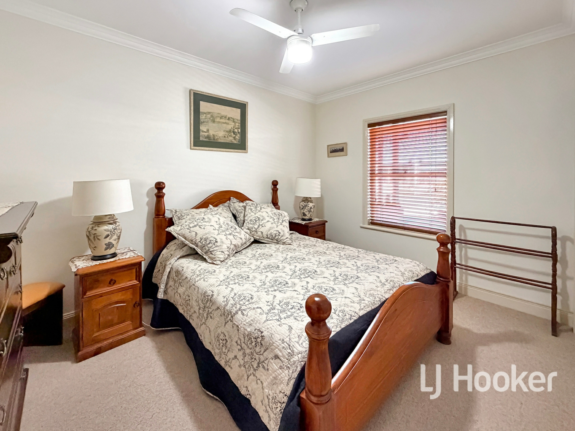 349 Fernhill Road — photo 8 of 17