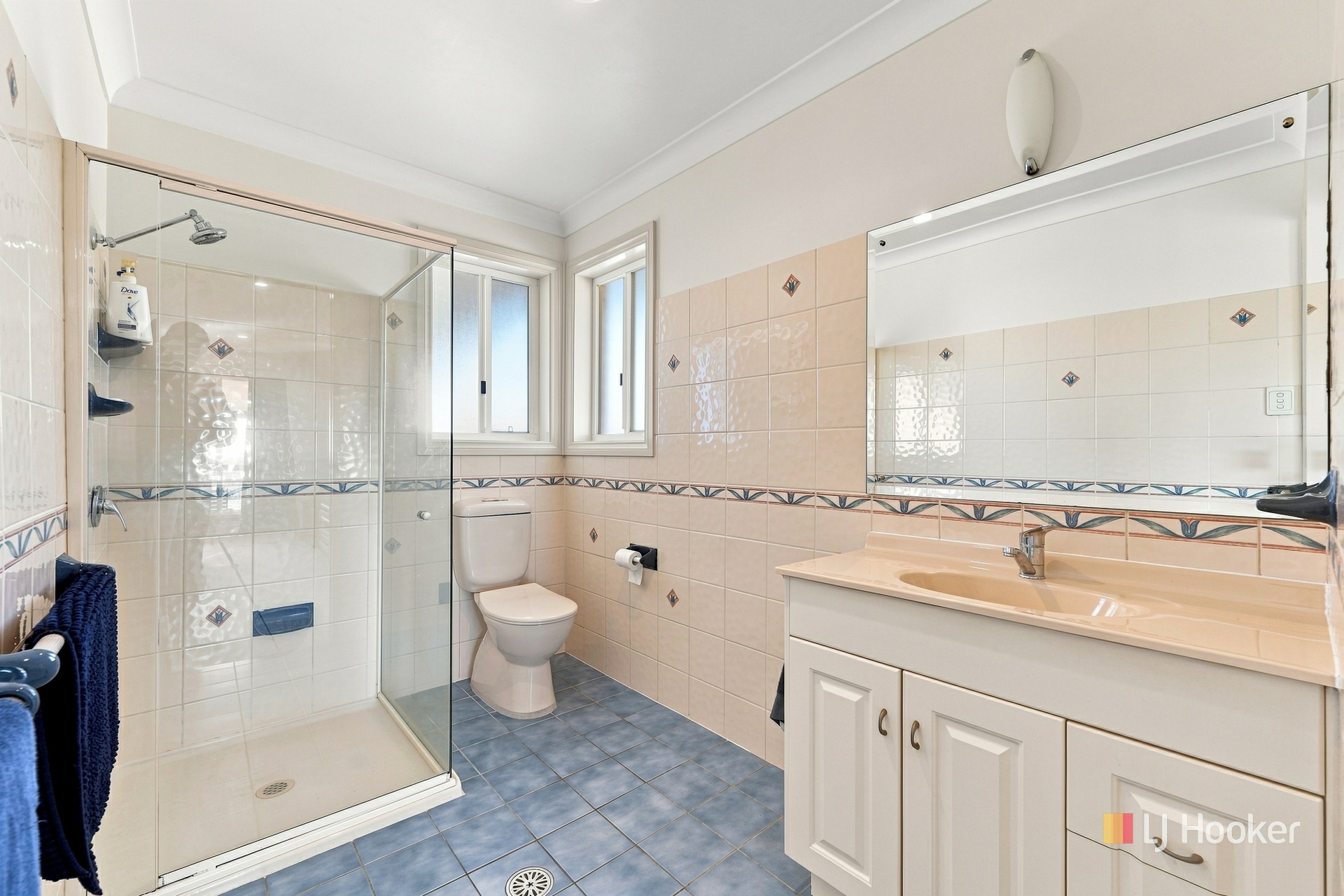 66 Doncaster Drive — photo 14 of 27