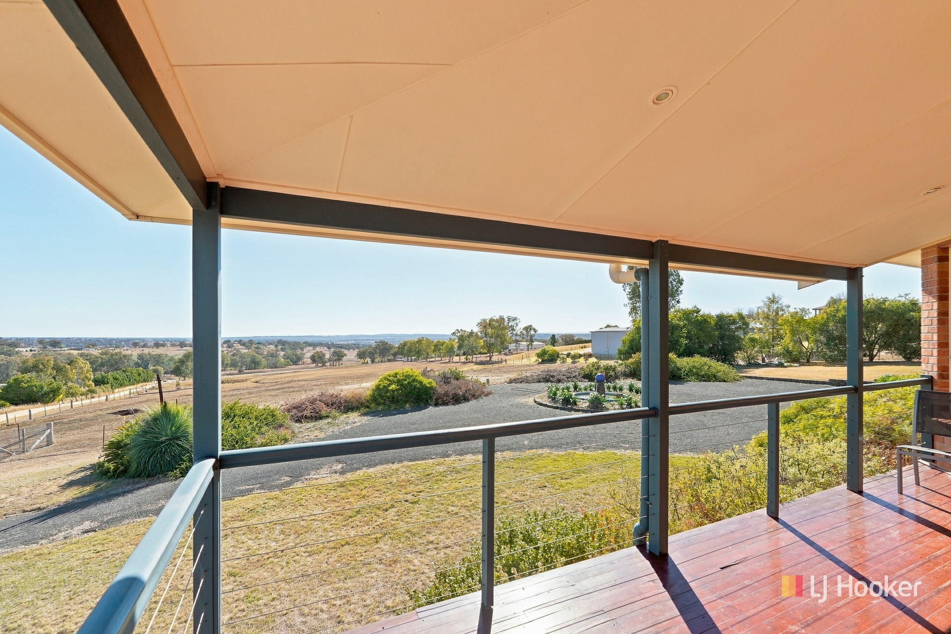 66 Doncaster Drive — photo 19 of 27