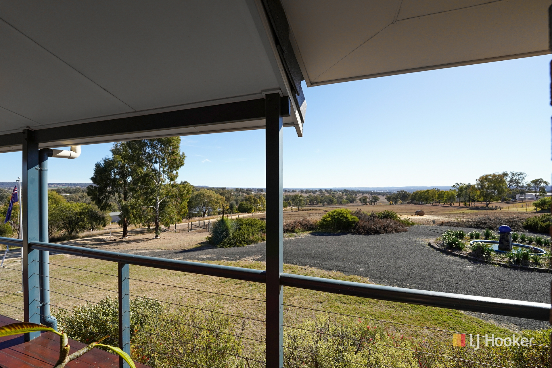 66 Doncaster Drive — photo 21 of 27
