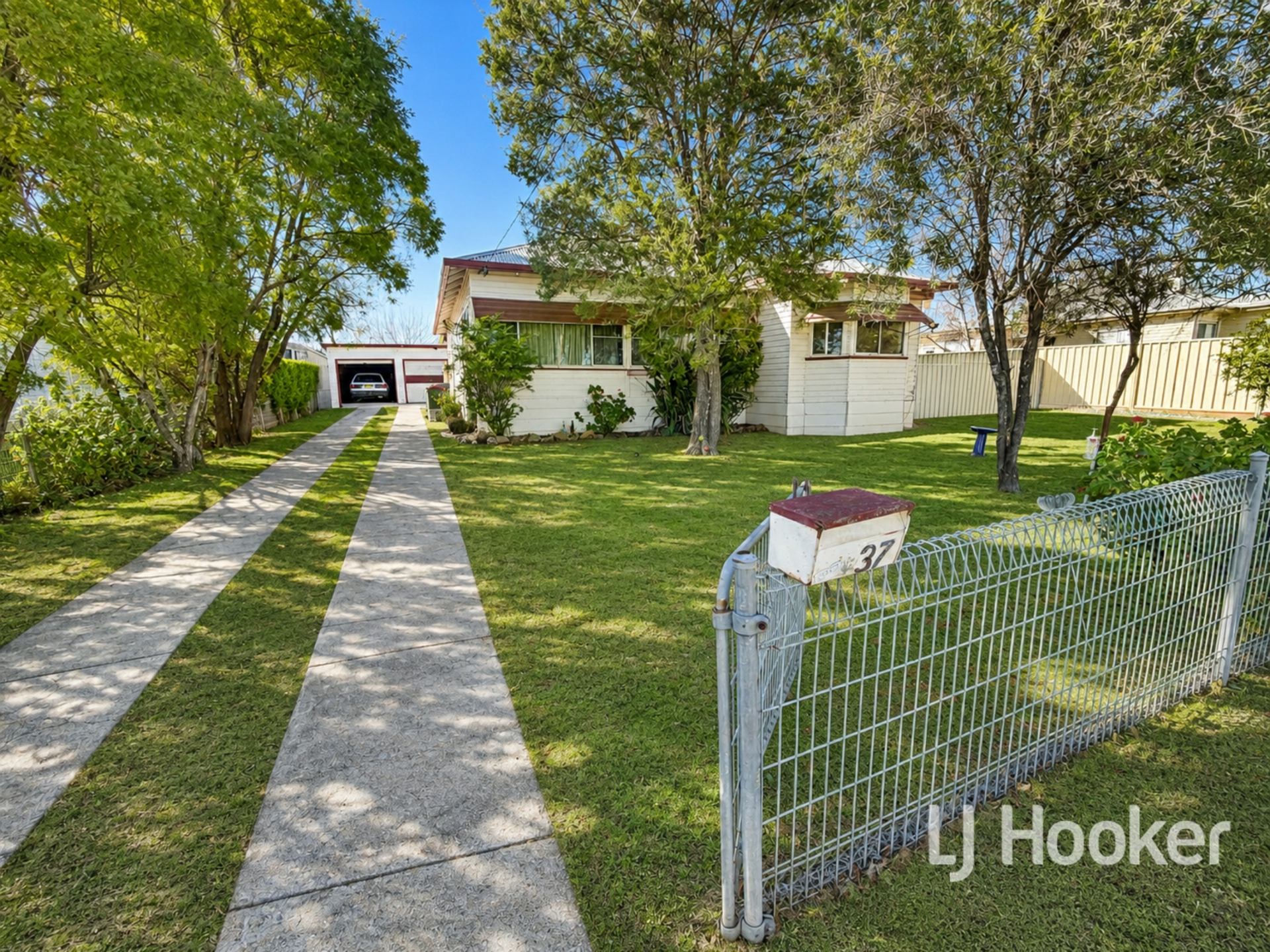 37 Rose Street — photo from LJ Hooker Inverell