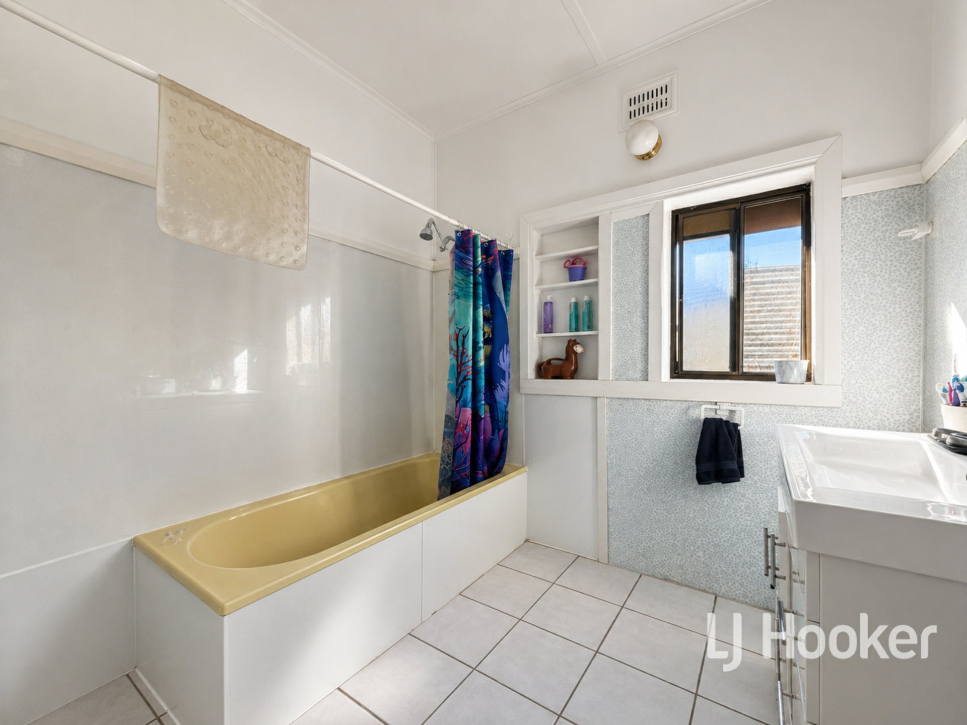 37 Rose Street — photo 10 of 13