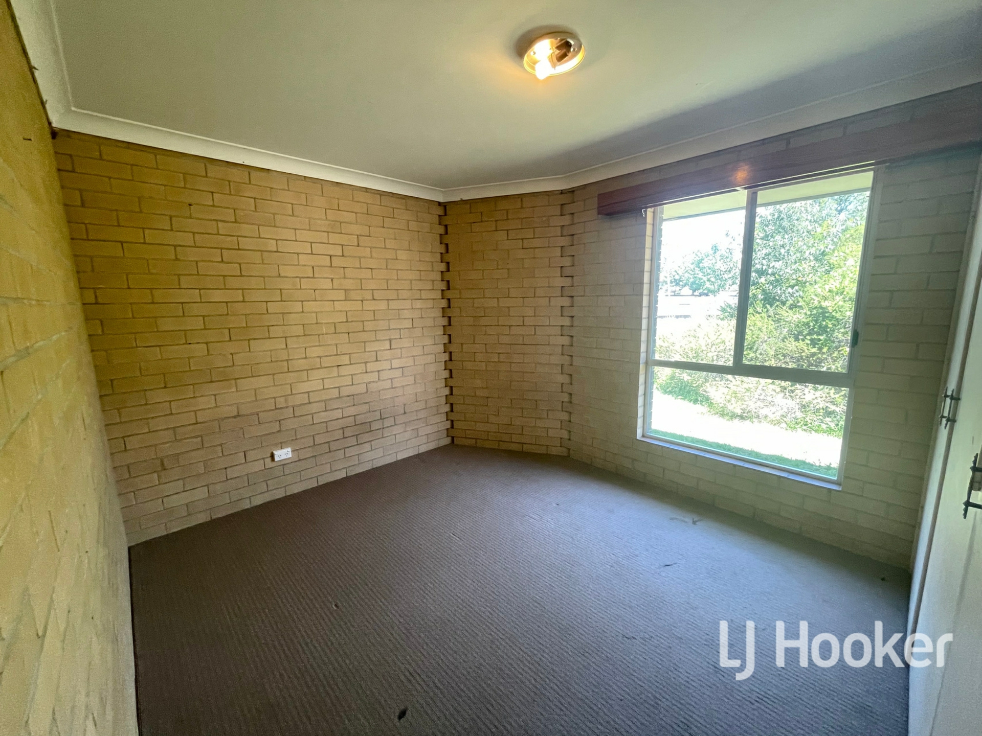 4/10 Herbert Street — photo 5 of 7