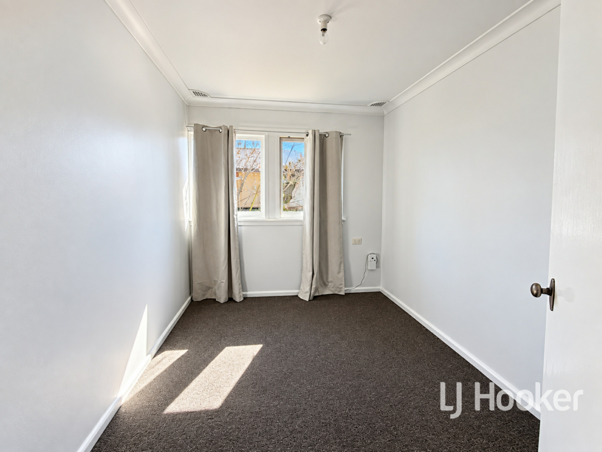 62 Wynne Street — photo 7 of 11