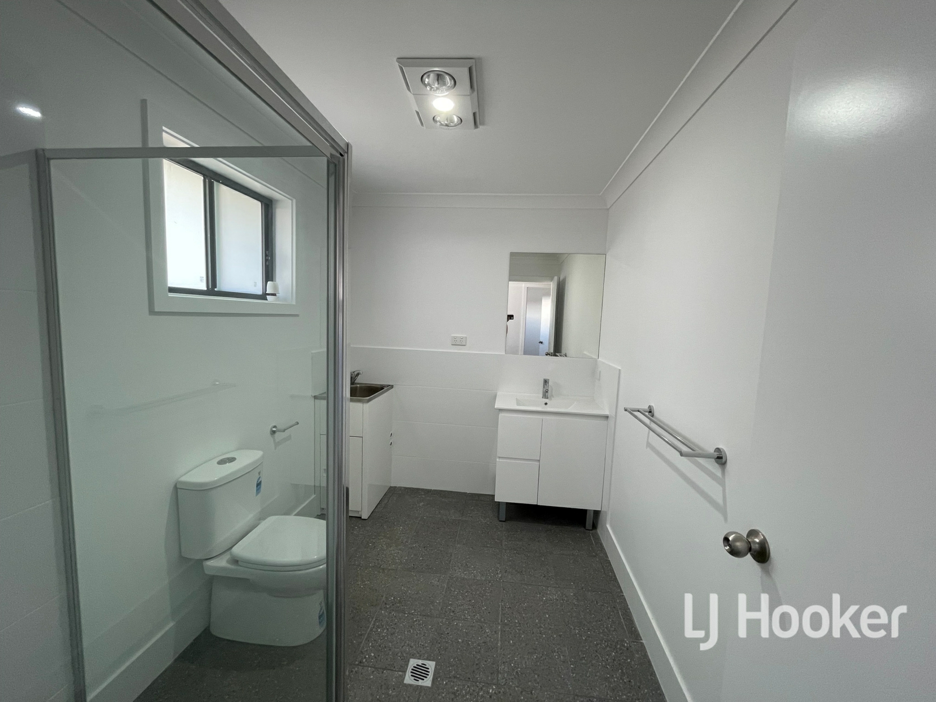 6B Parkland Close — photo 4 of 7