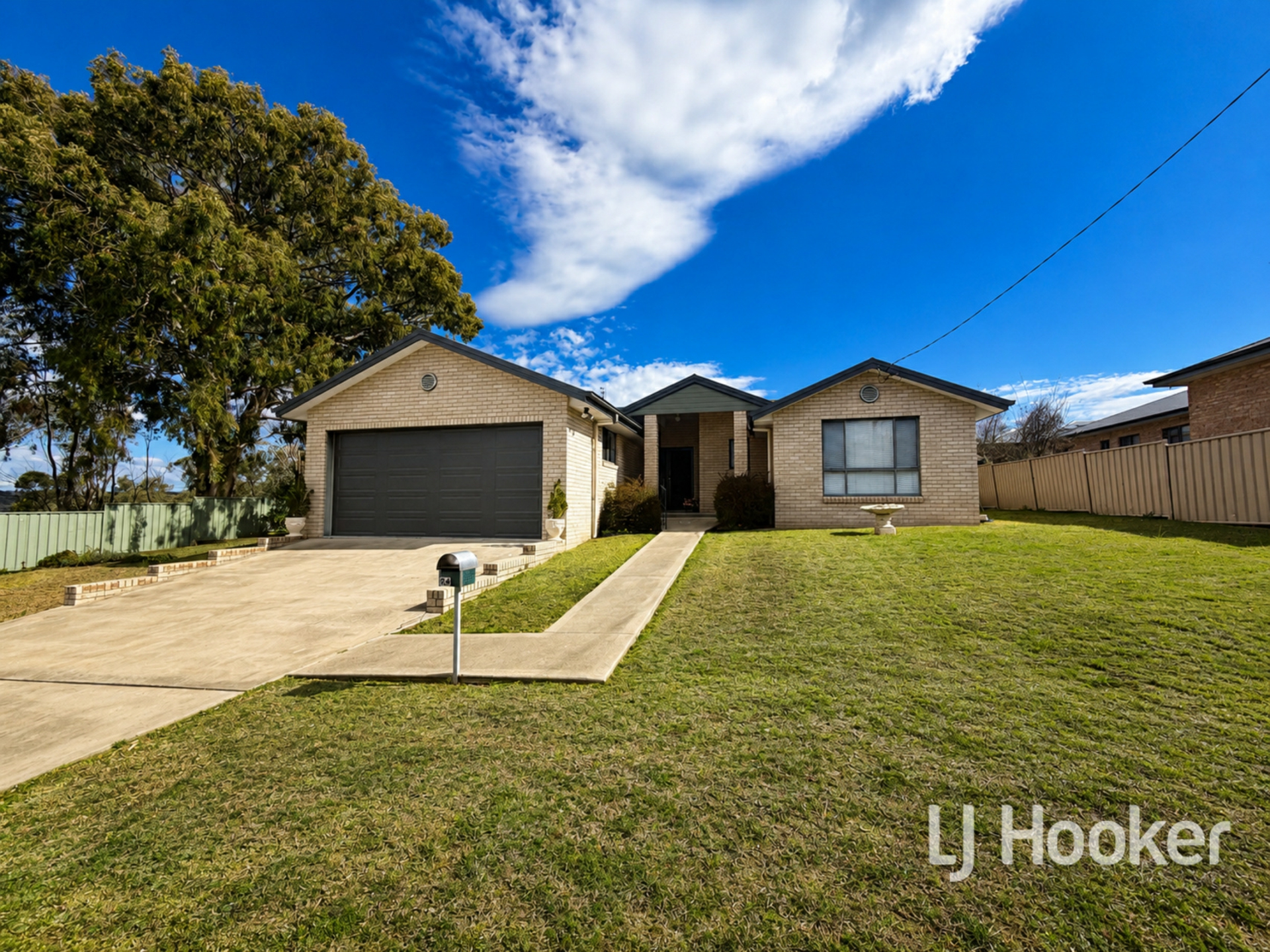24 Harland Street — photo from LJ Hooker Inverell