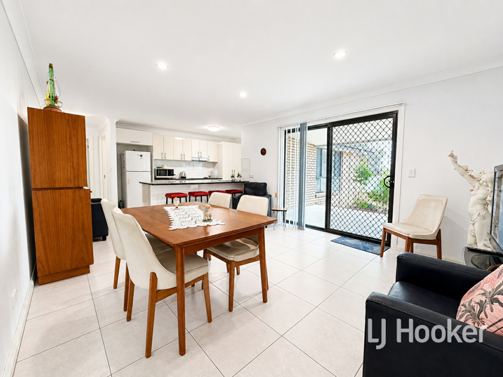 24 Harland Street — photo 5 of 17