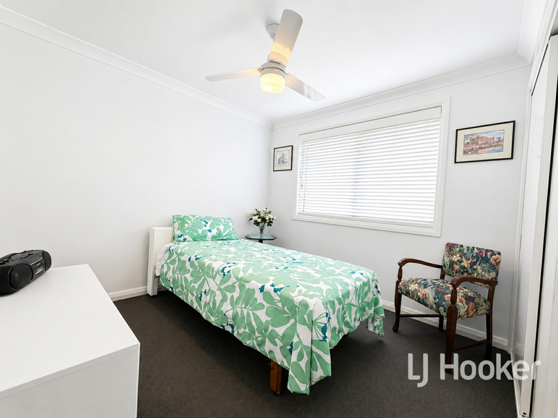 24 Harland Street — photo 10 of 17