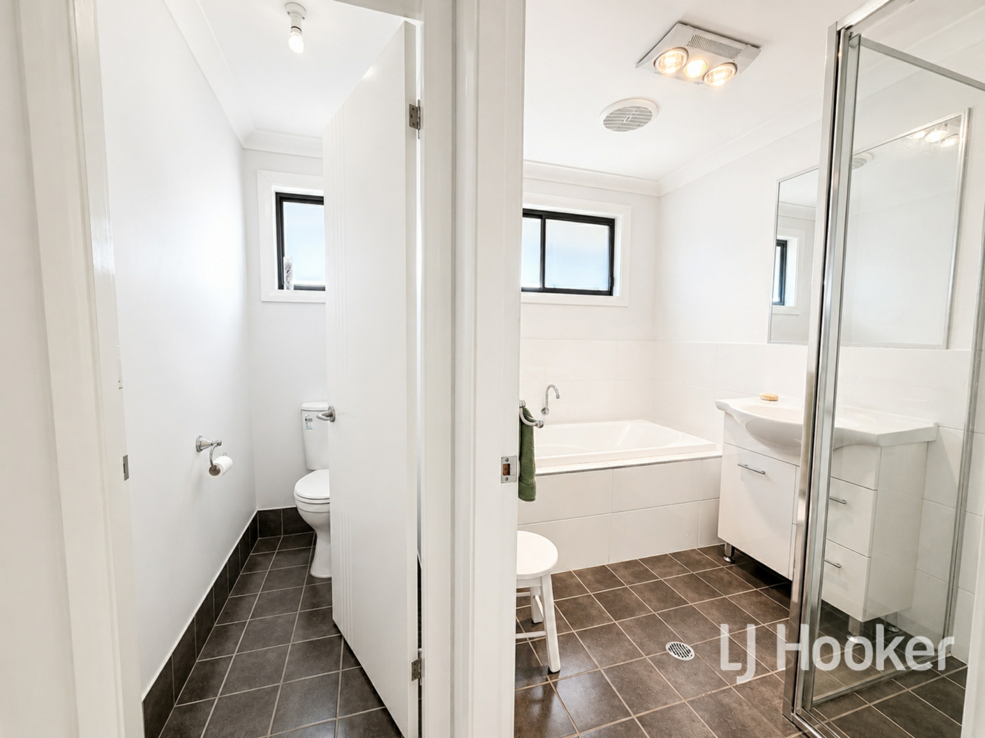 24 Harland Street — photo 14 of 17